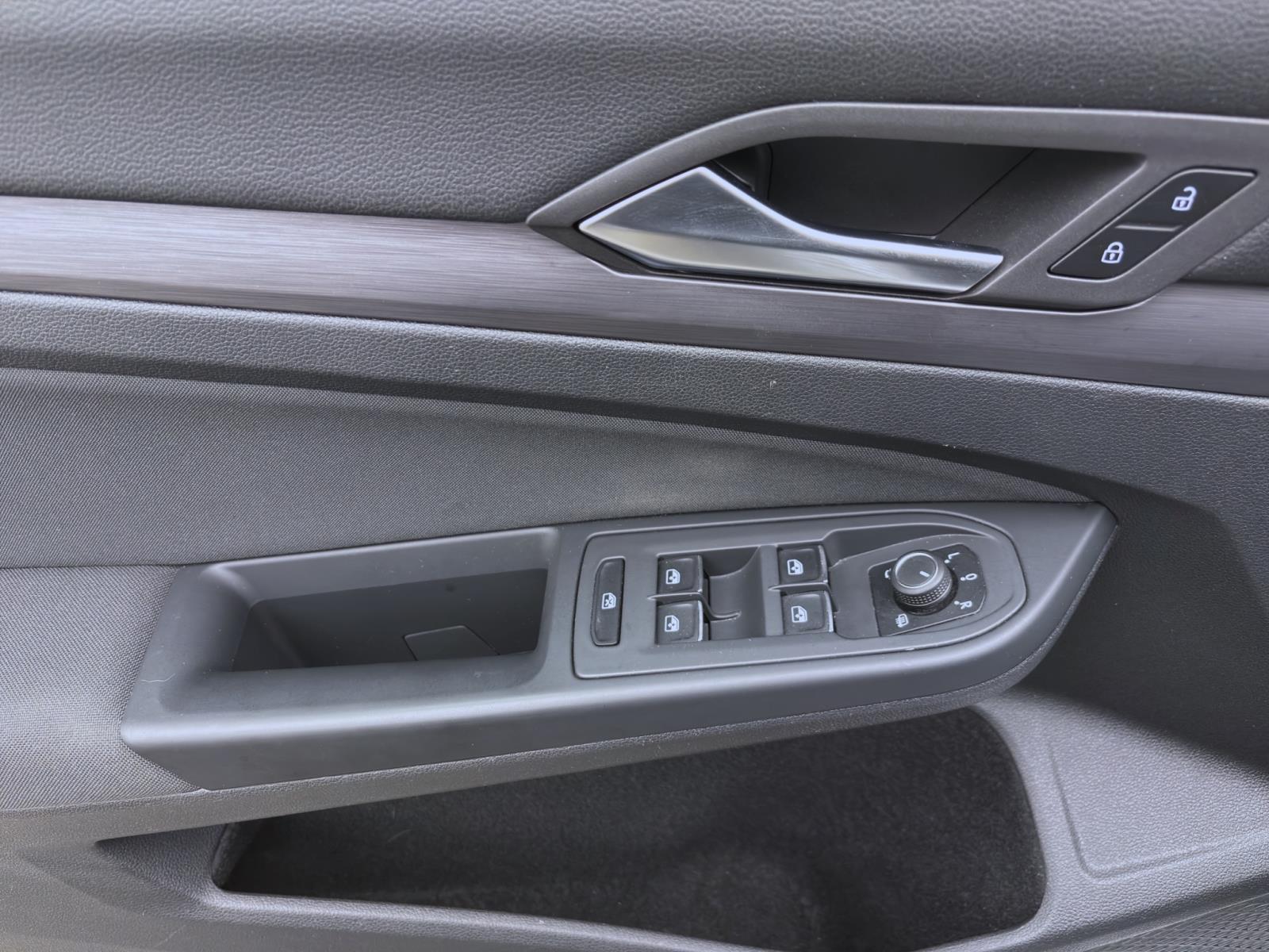 Bild 9: Volkswagen Golf 1.5 eTSI DSG STYLE AHK NAVI KAMERA SITZHZG