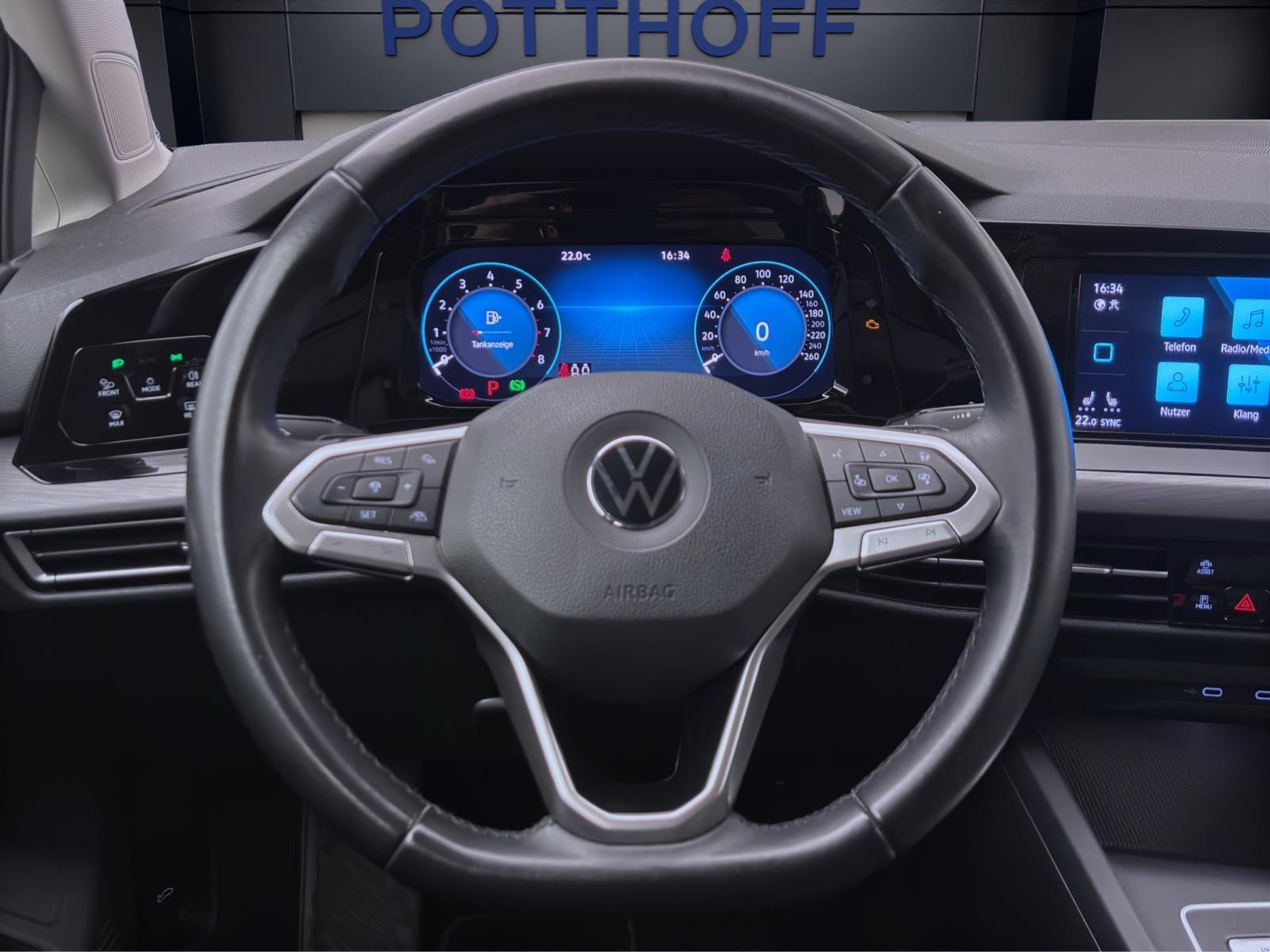Bild 10: Volkswagen Golf 1.5 eTSI DSG STYLE AHK NAVI KAMERA SITZHZG