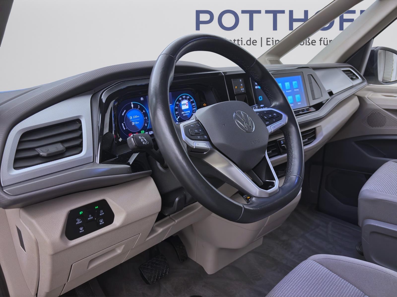 Volkswagen T7 Multivan 1.4 eHybrid DSG PANO AHK IQ.LIGHT NAVI