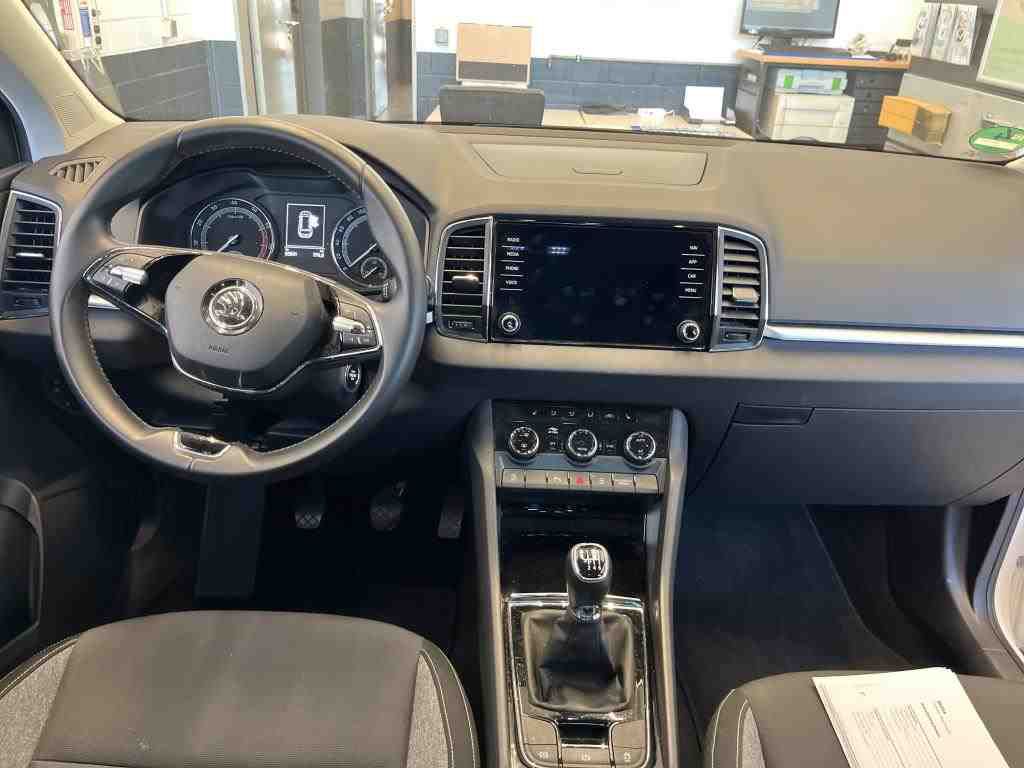 Skoda Karoq 1.0 TSI DRIVE PDC KLIMA SITZHZG LED