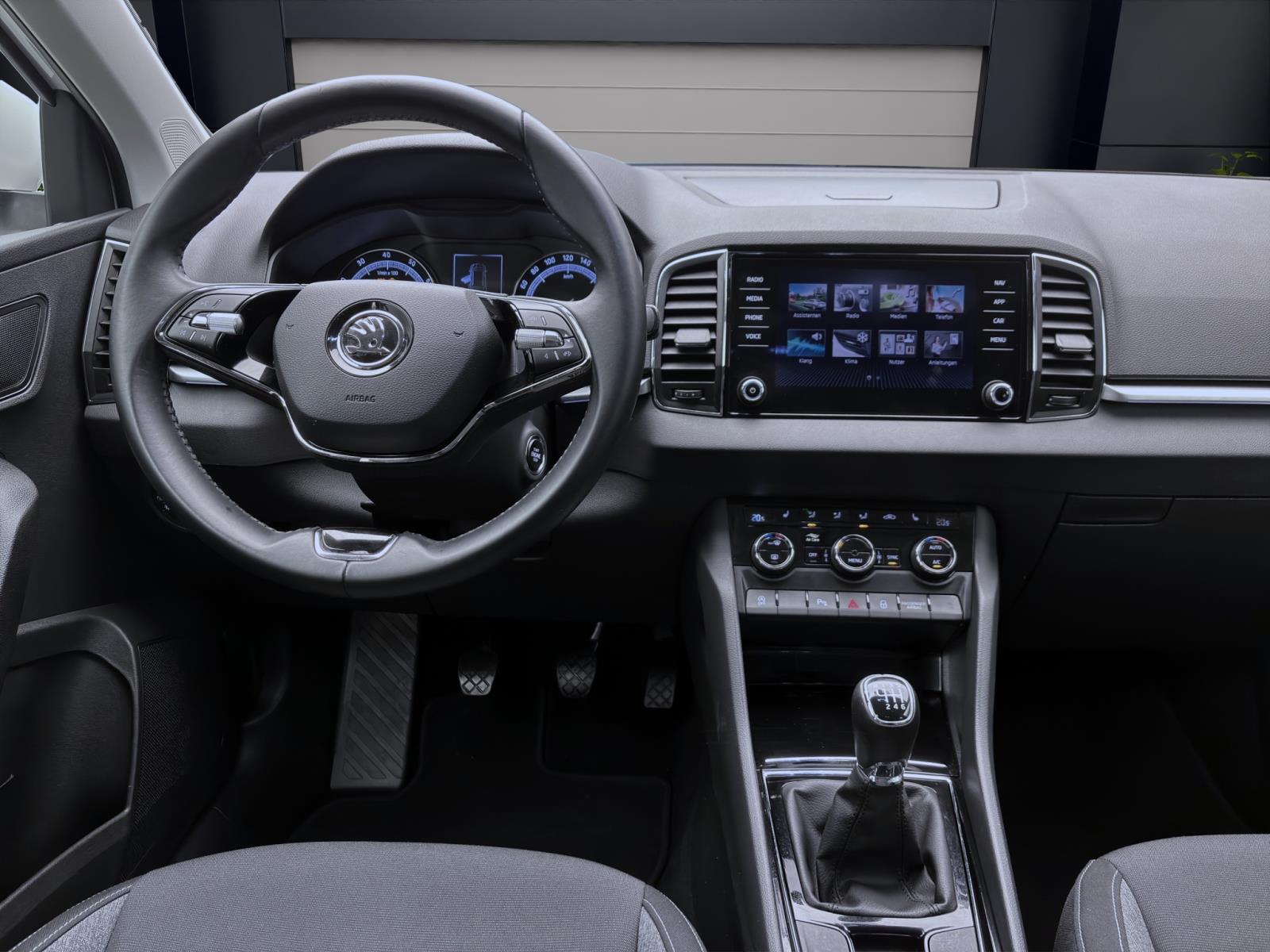 Skoda Karoq 1.0 TSI DRIVE PDC KLIMA SITZHZG LED