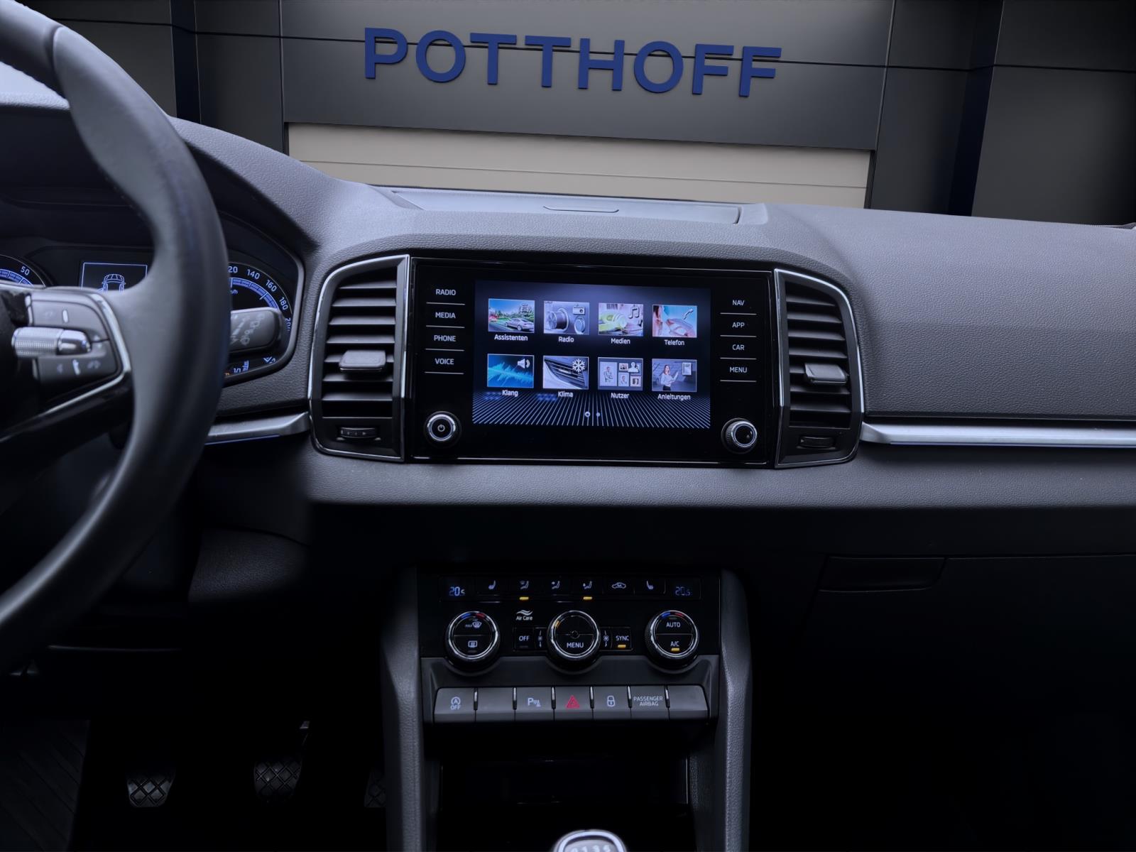 Skoda Karoq 1.0 TSI DRIVE PDC KLIMA SITZHZG LED