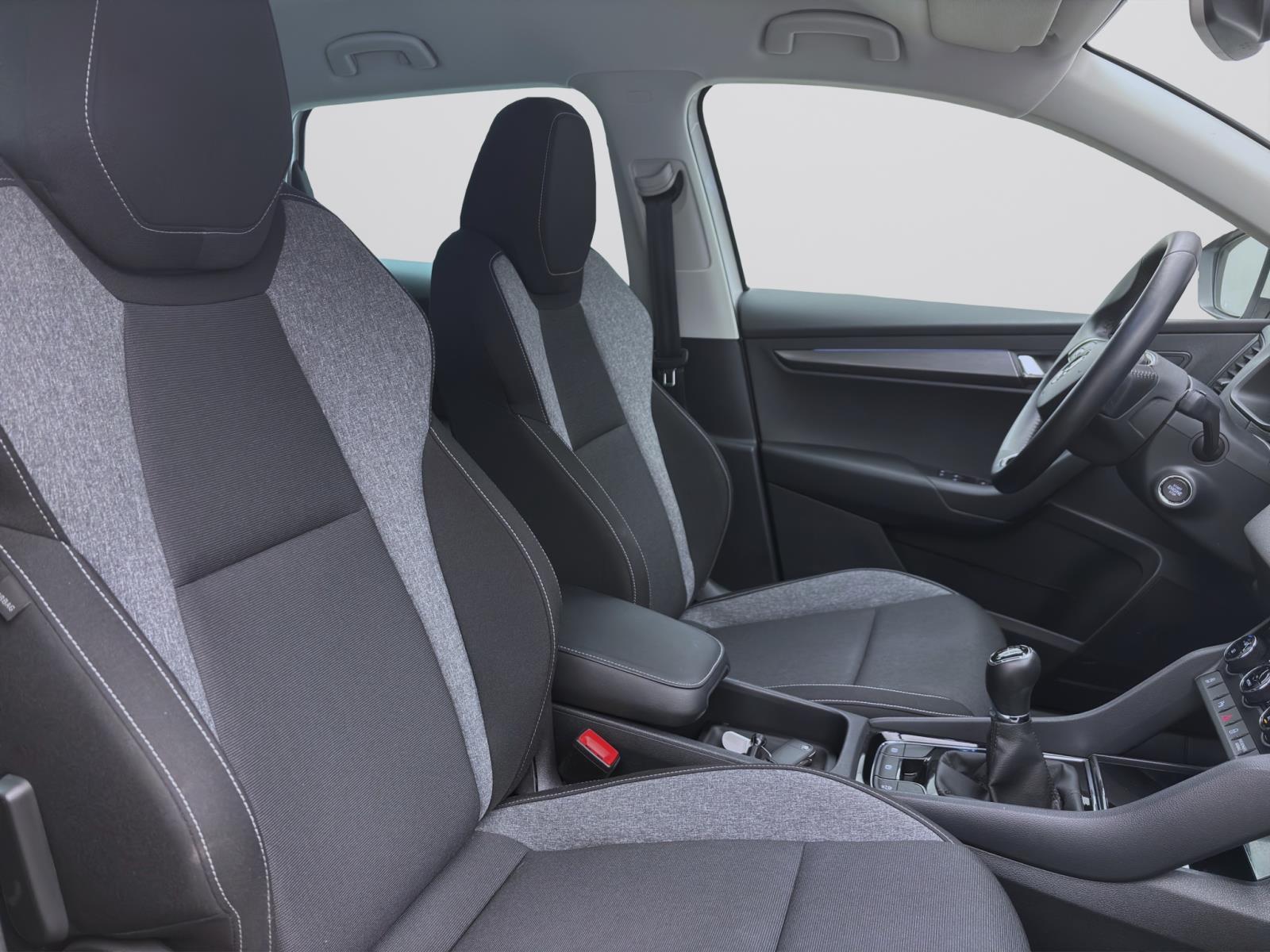 Skoda Karoq 1.0 TSI DRIVE PDC KLIMA SITZHZG LED