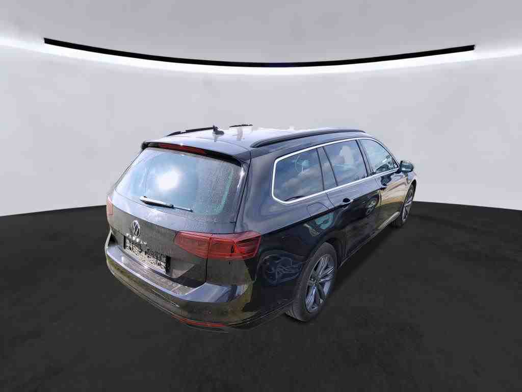 Volkswagen Passat Variant 2.0 TDI DSG BUSINESS PANO IQ.LIGHT NAVI ACC