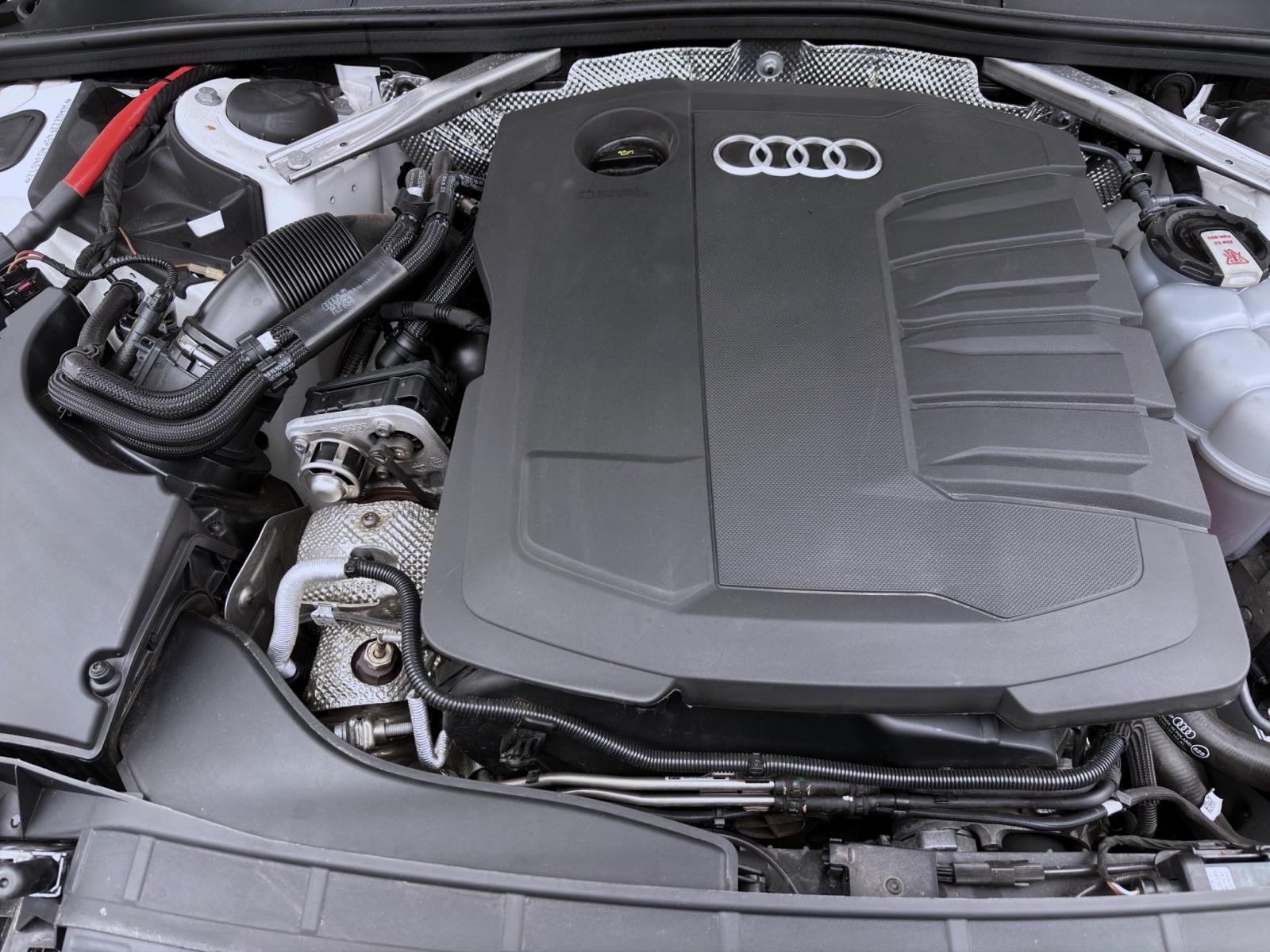 Audi A4 Avant 35 TDI ADVANCED AHK NAVI+ KAMERA SITZHZG