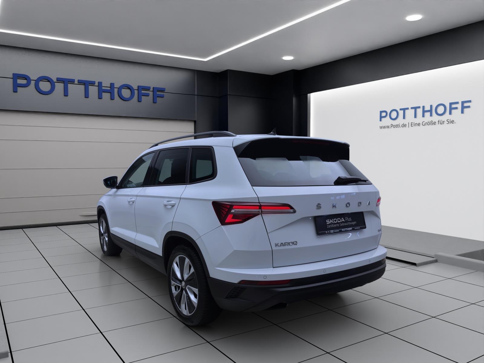 Skoda Karoq 2.0 TDI DSG 4x4 STYLE NAVI KAMERA LED PDC