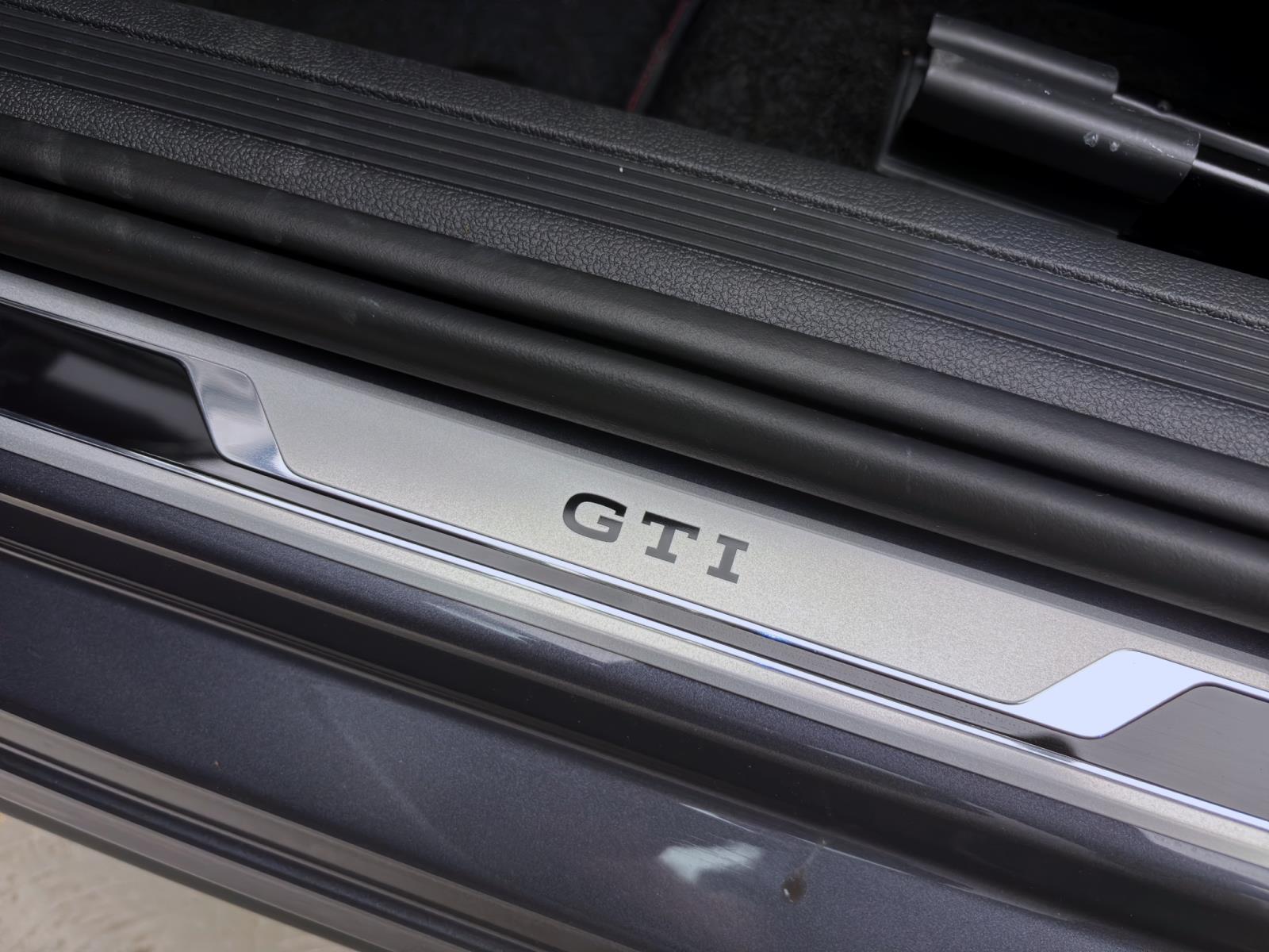 Volkswagen Polo GTI MATRIX ACC KAMERA LM18