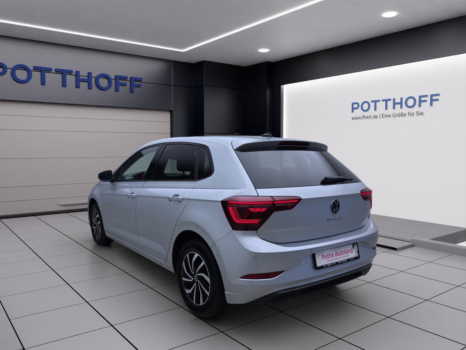 Volkswagen Polo 1.0 TSI DSG LIFE NAVI IQ.LIGHT AHK PDC