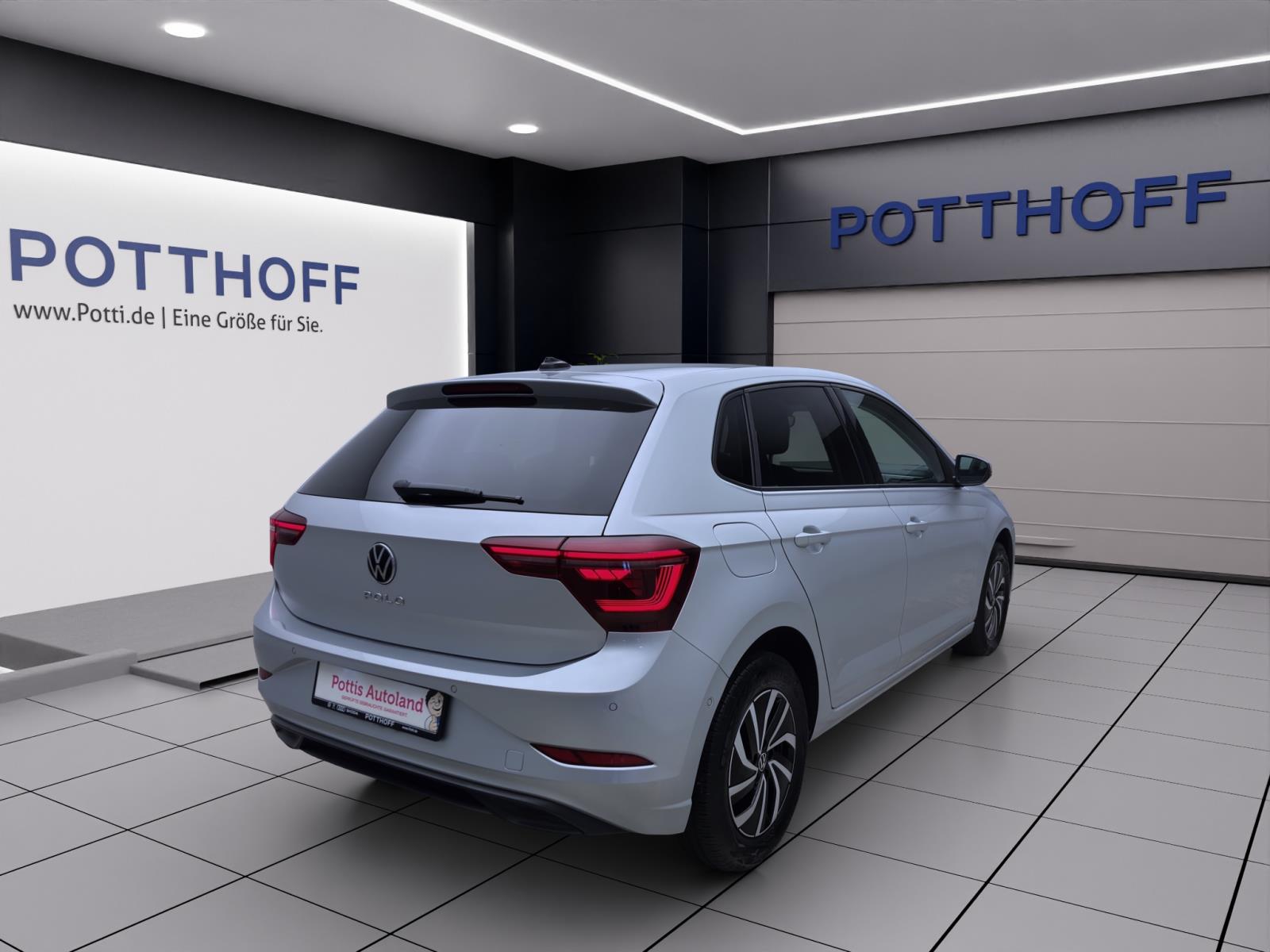 Volkswagen Polo 1.0 TSI DSG LIFE NAVI IQ.LIGHT AHK PDC