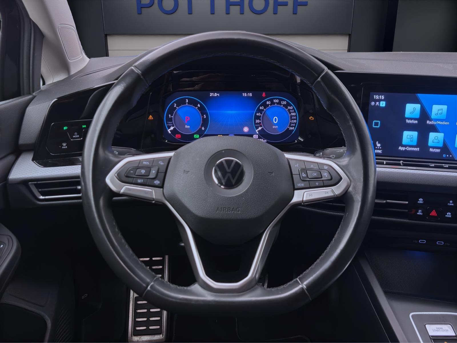 Volkswagen Golf 2.0 TDI DSG ACTIVE NAVI ACC SITZHZG PDC