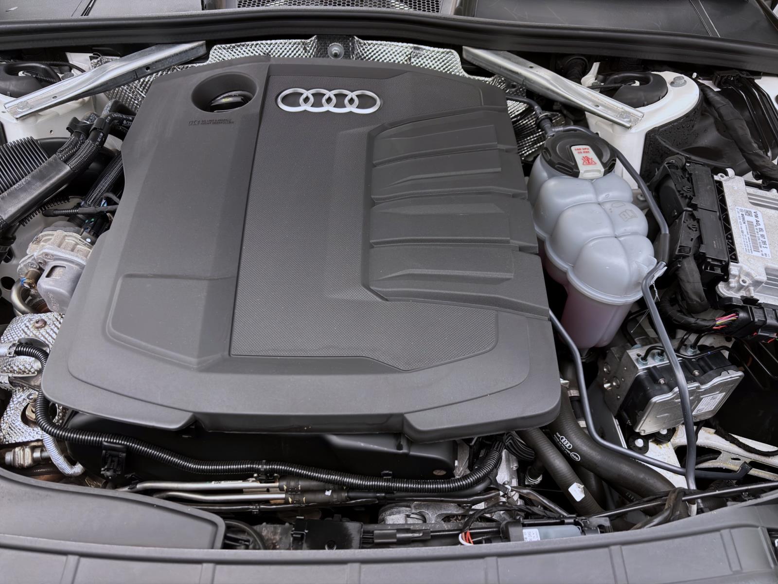 Audi A4 Avant 40 TDI Q S LINE PANO MATRIX KAMERA NAVI+