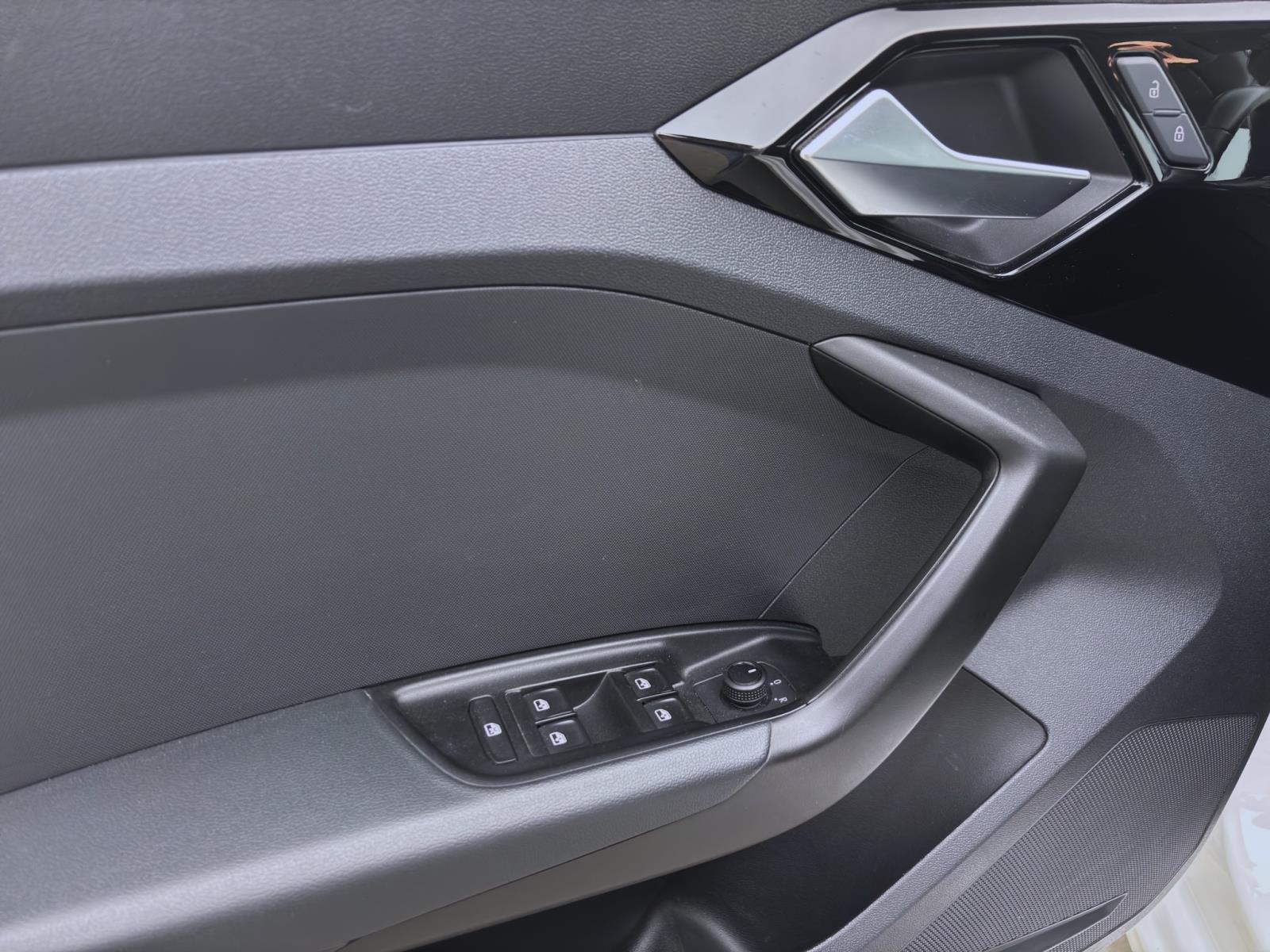 Audi A1 Sportback 25 TFSI SITZHZG PDC KLIMA VIRTUAL