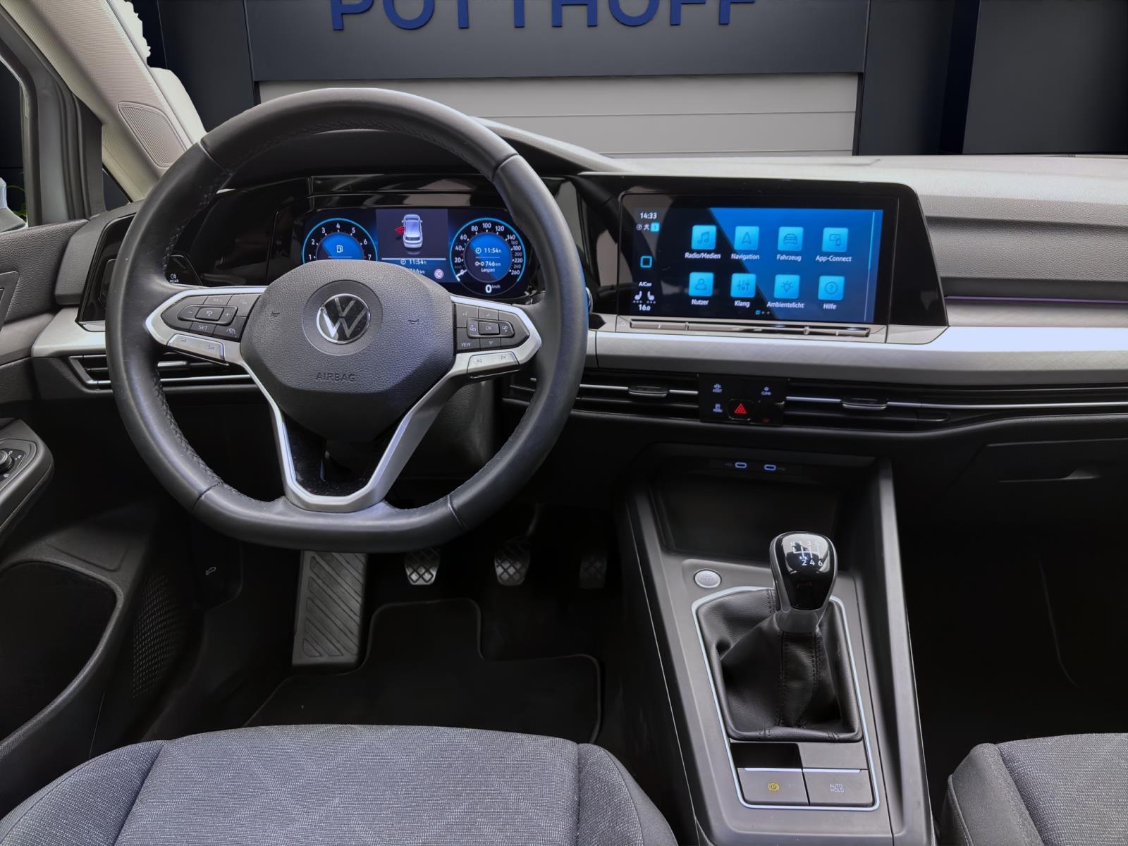 Volkswagen Golf 1.5 TSI LIFE NAVI LED+ ACC D.COCKPIT