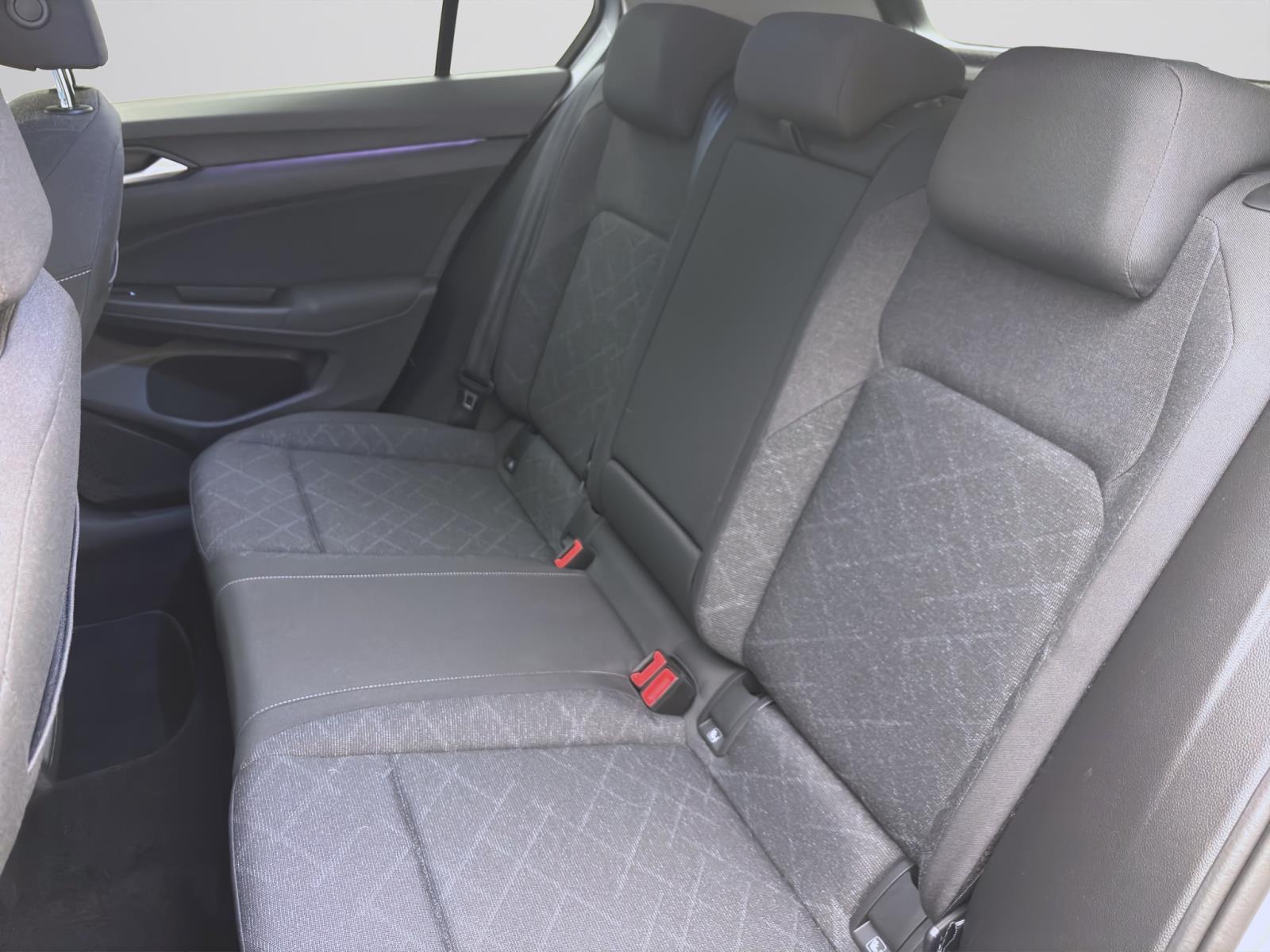 Volkswagen Golf 1.5 TSI LIFE NAVI LED+ ACC D.COCKPIT