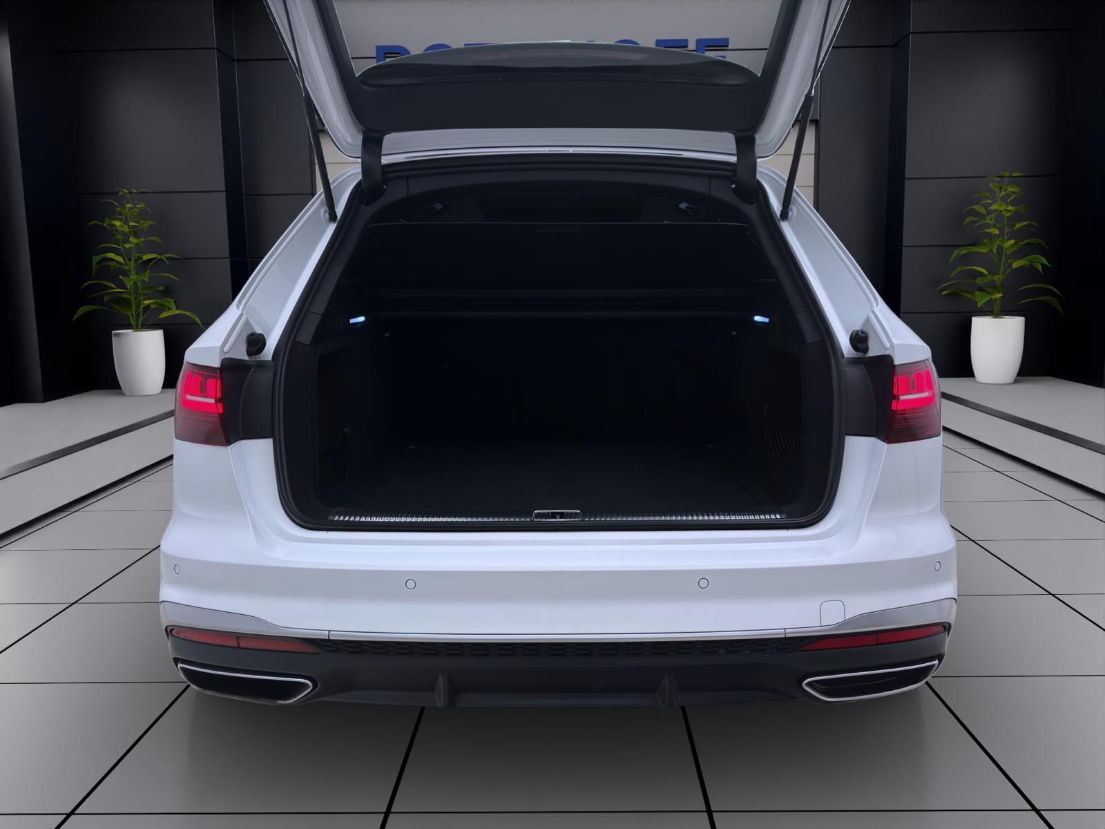 Bild 3: Audi A4 Avant 30 TDI S LINE PANO MATRIX NAVI PDC