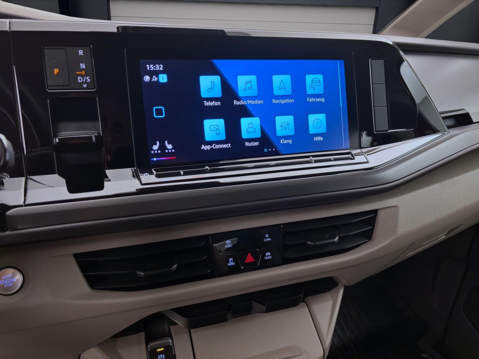 Volkswagen T7 Multivan 1.4 eHybrid DSG NAVI ACC LED PDC