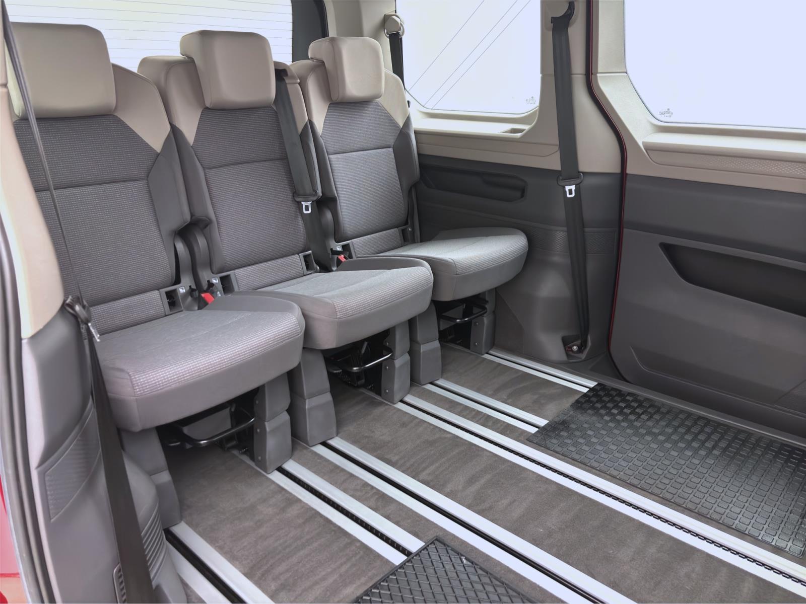 Volkswagen T7 Multivan 1.4 eHybrid DSG NAVI ACC LED PDC