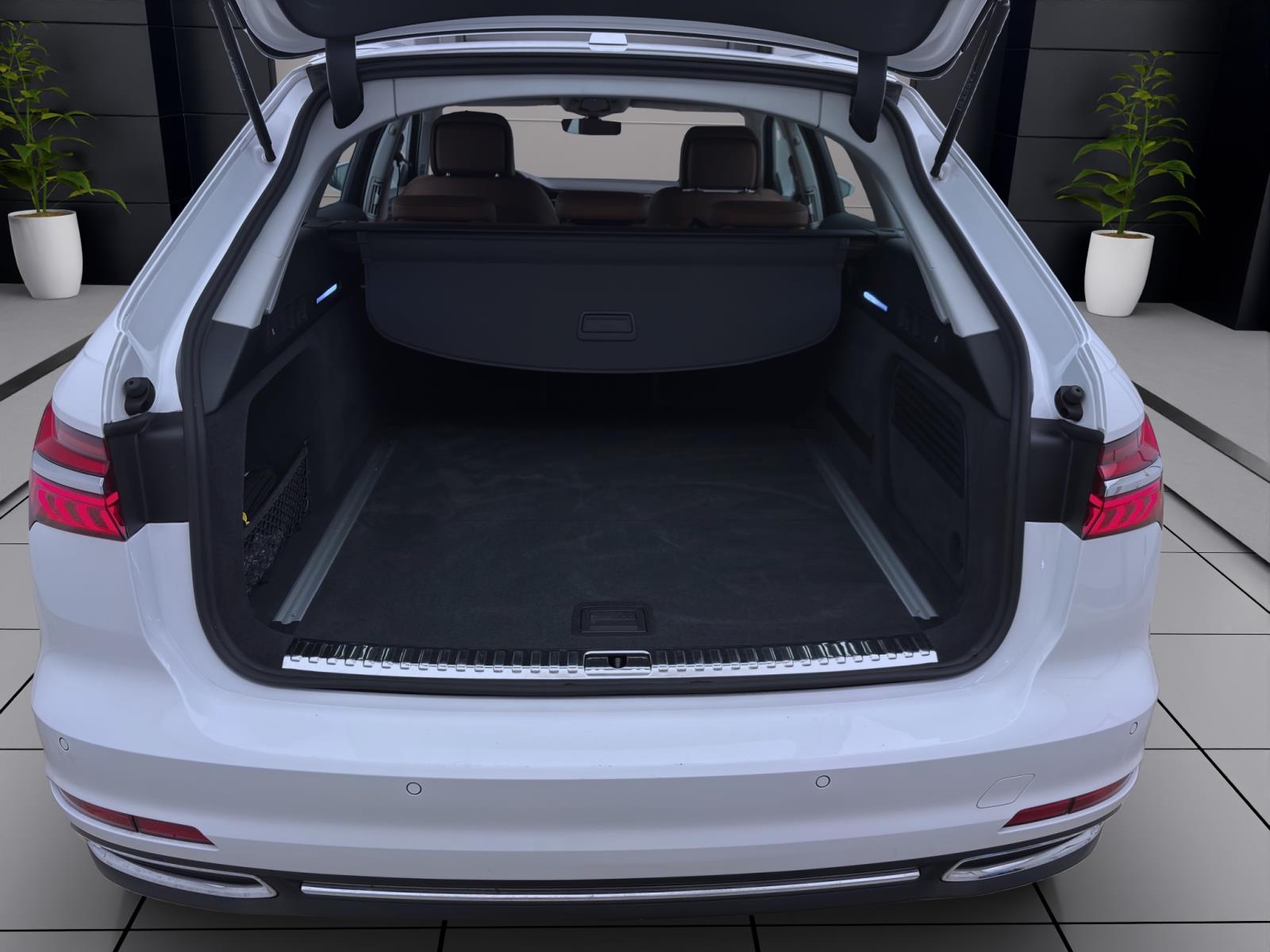 Audi A6 Avant 40 TDI Q DESIGN NAVI+ MATRIX B&O SITZHZG
