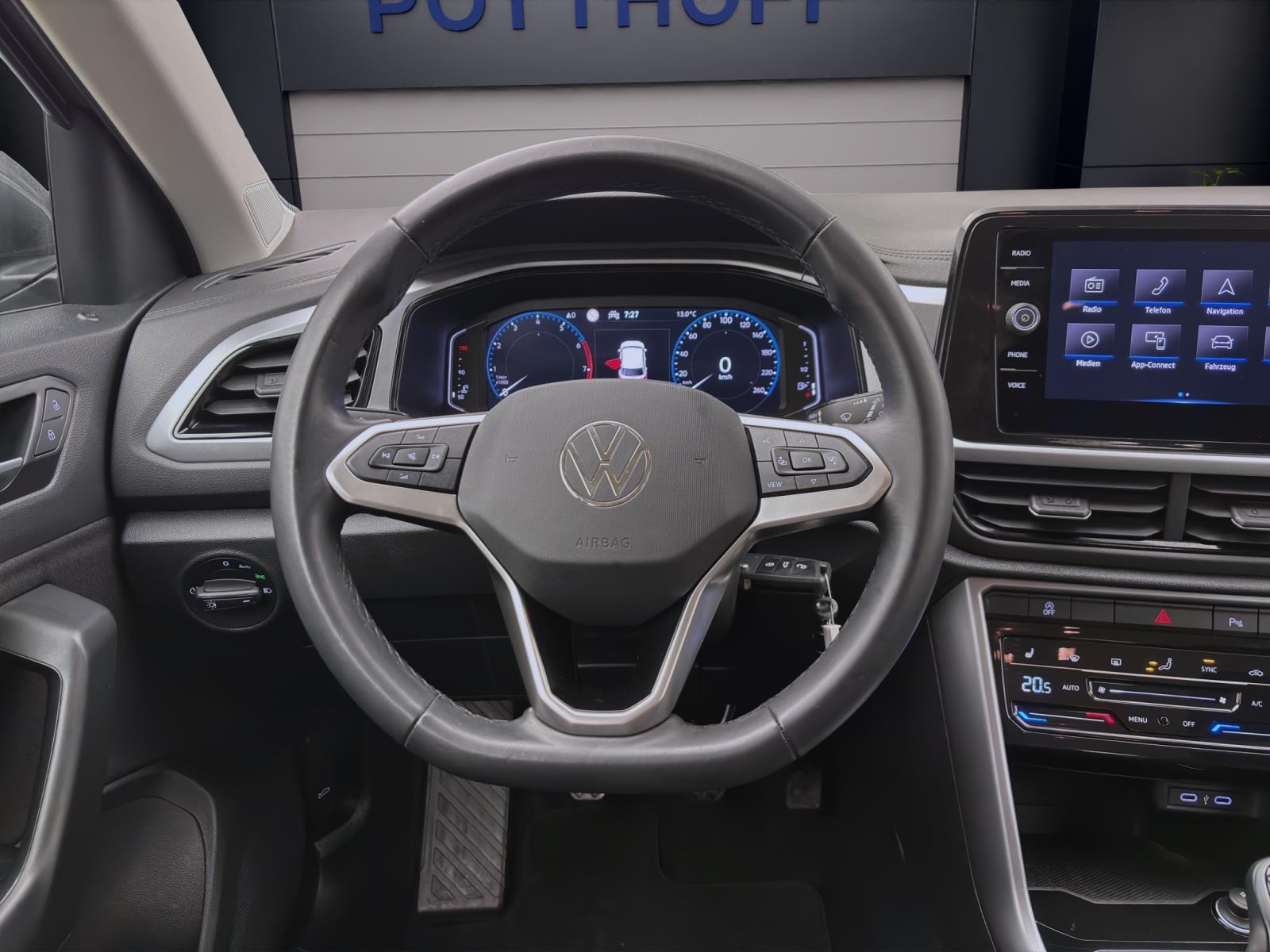 Volkswagen T-Roc 1.0 TSI LIFE AHK NAVI LED SITZHZG