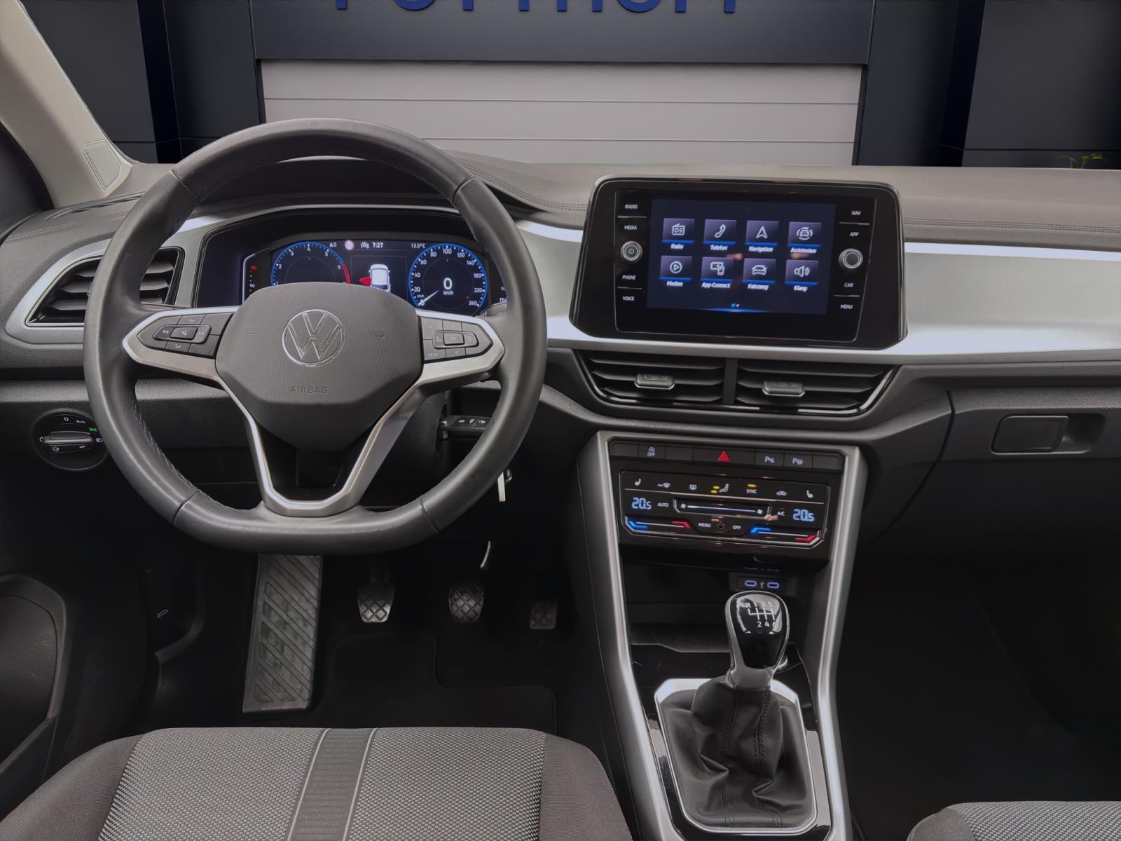Volkswagen T-Roc 1.0 TSI LIFE AHK NAVI LED SITZHZG