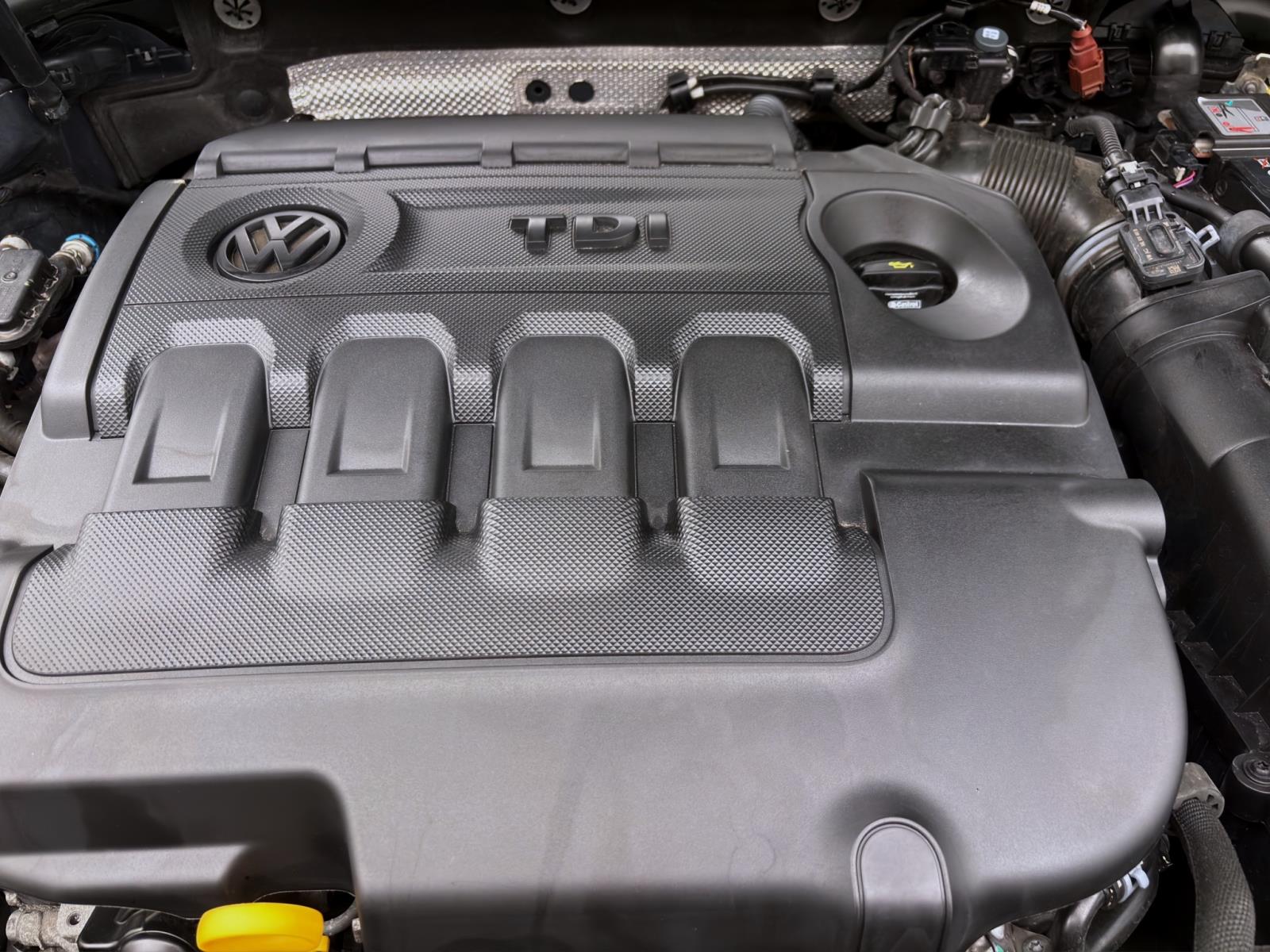 Volkswagen Golf Variant 1.6 TDI SOUND ACC NAVI SITZHZG PDC