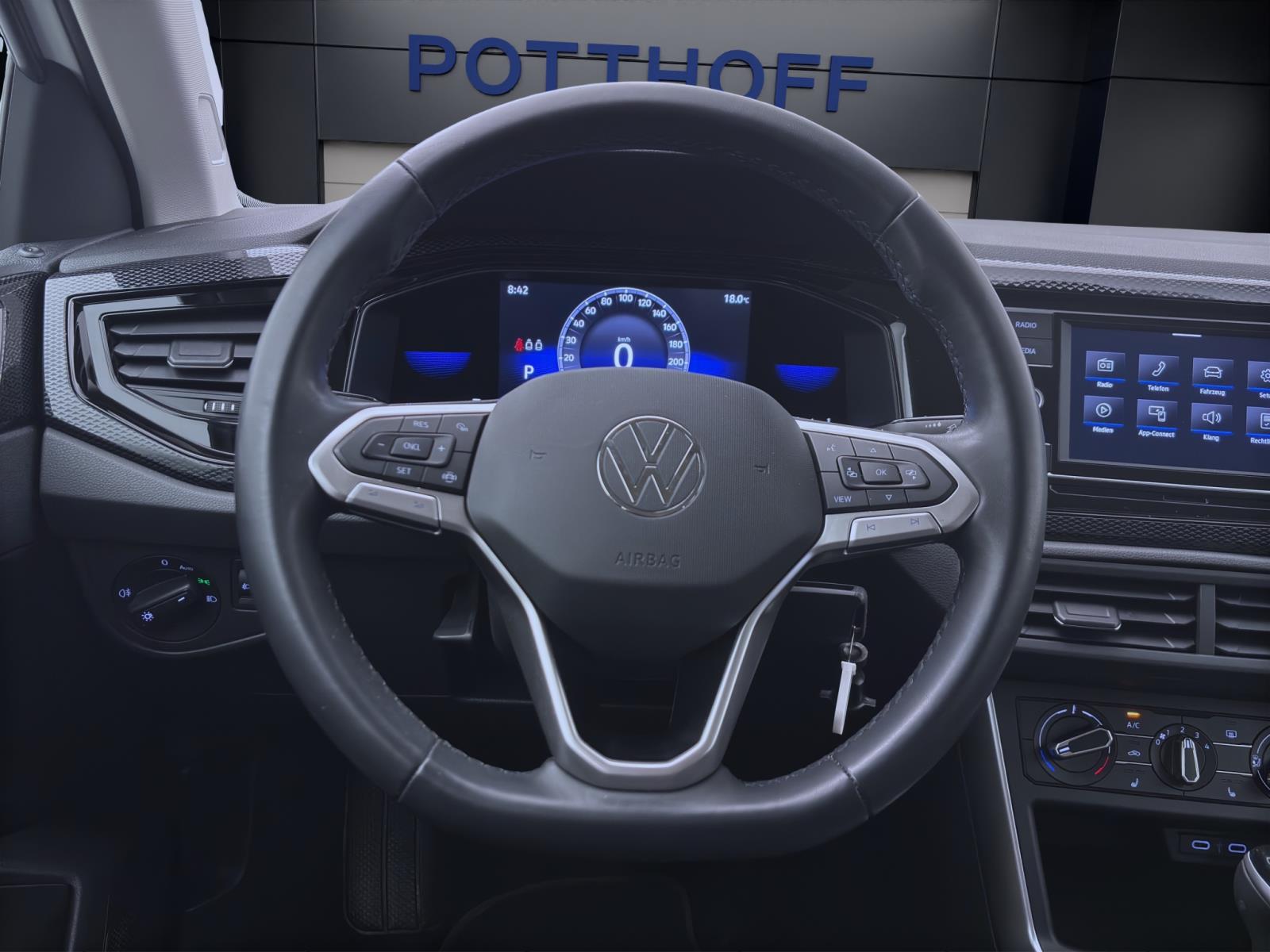 Volkswagen Polo 1.0 TSI DSG LIFE SITZHZG PDC KLIMA