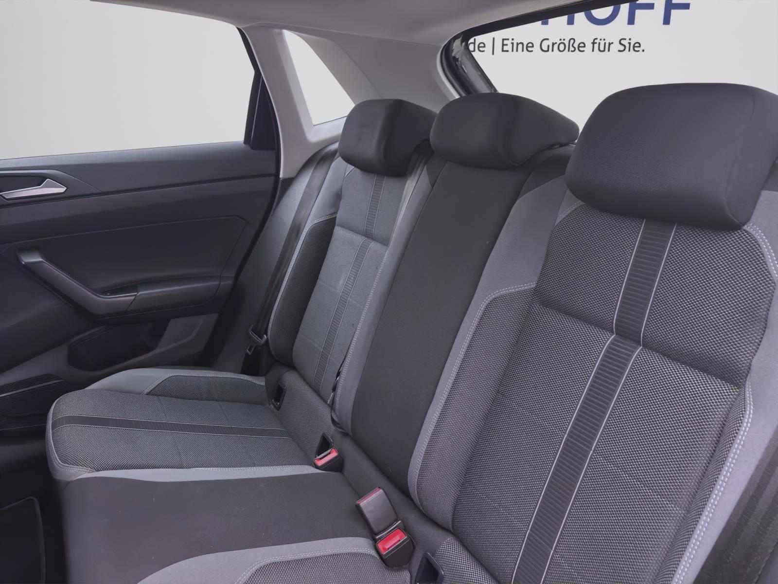 Volkswagen Polo 1.0 TSI STYLE IQ.LIGHT SITZHZG PDC
