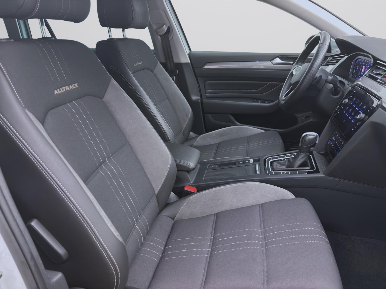 Volkswagen Passat Alltrack 2.0 TDI DSG 4M NAVI STANDHZG AHK
