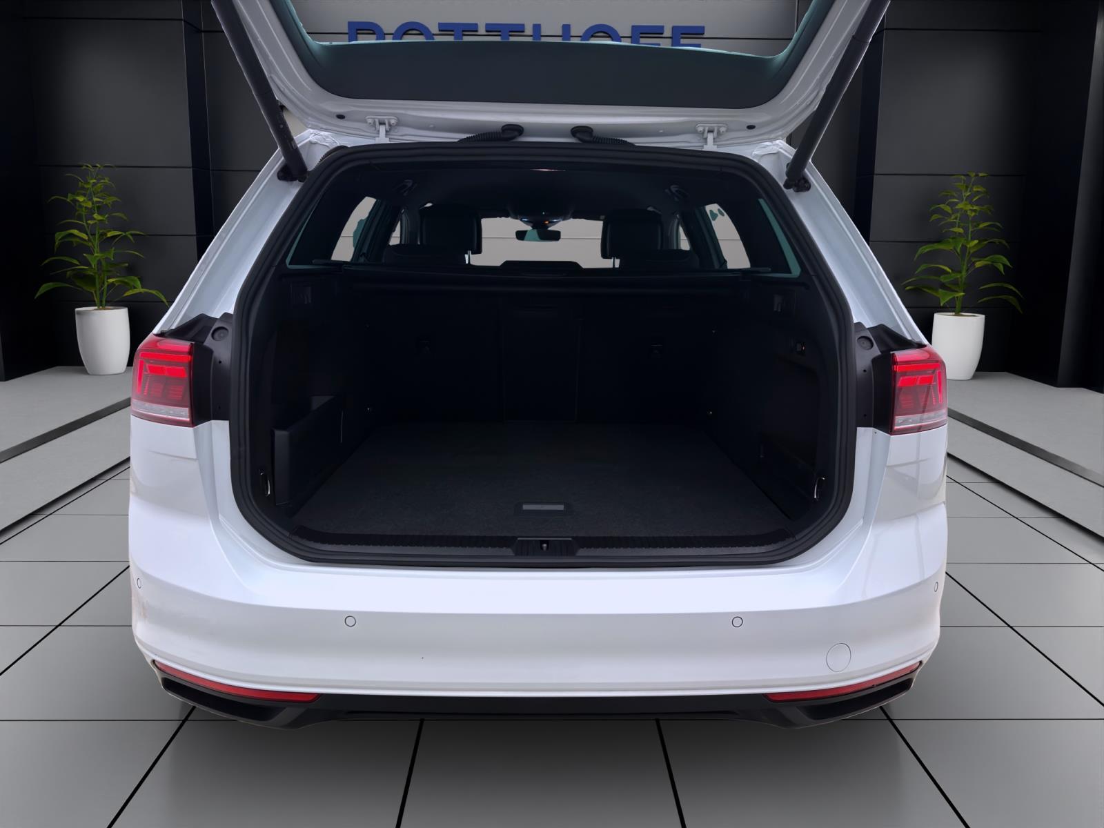 Volkswagen Passat Variant 2.0 TDI DSG BUSINESS STANDHZG AHK NAVI