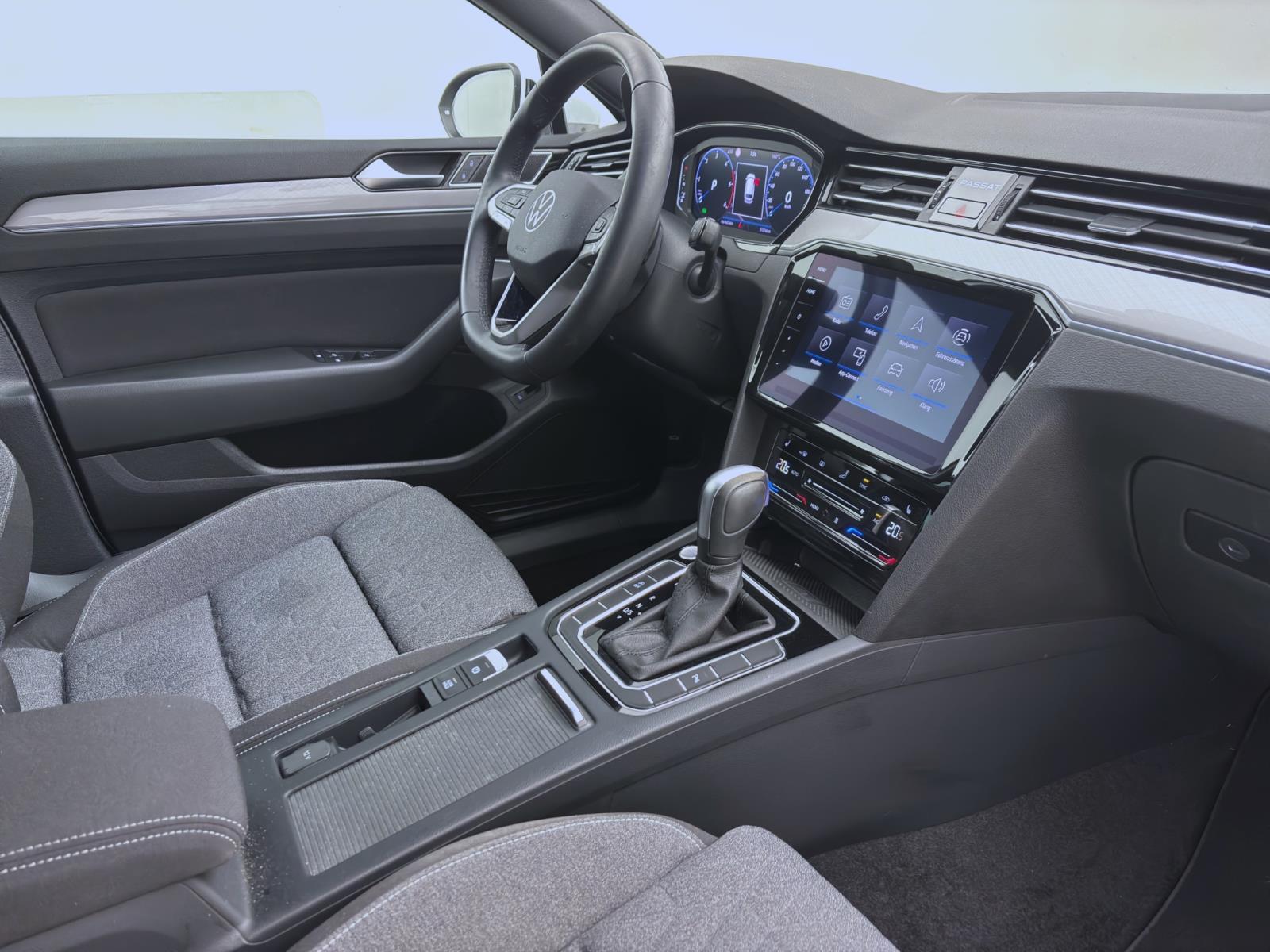Volkswagen Passat Variant 2.0 TDI DSG BUSINESS STANDHZG AHK NAVI