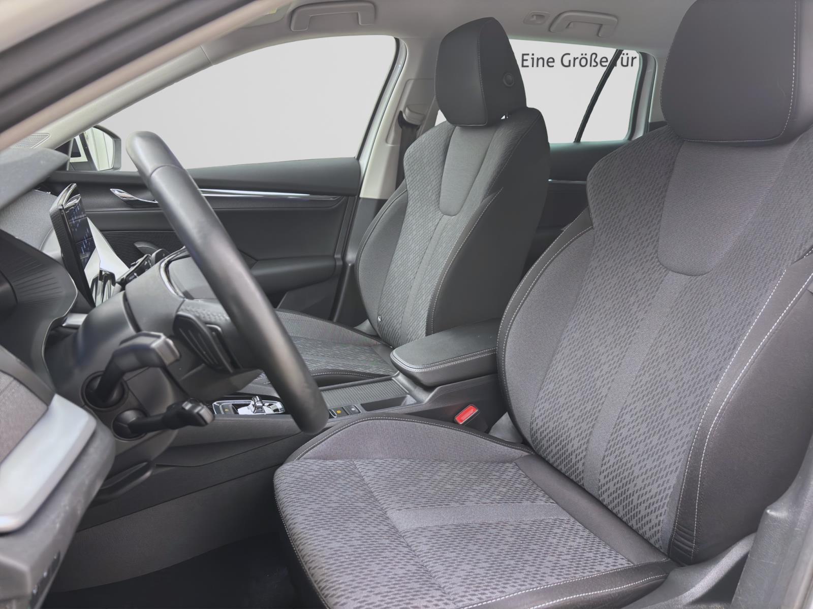 Skoda Octavia Combi 2.0 TDI DSG STYLE AHK NAVI STANDHZG