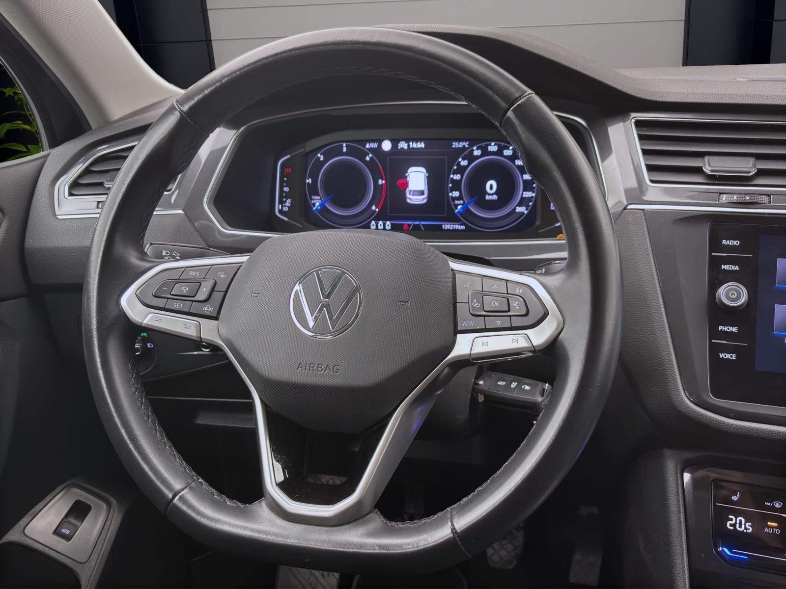 Volkswagen Tiguan Allspace 2.0 TDI LIFE AHK NAVI KAMERA ACC