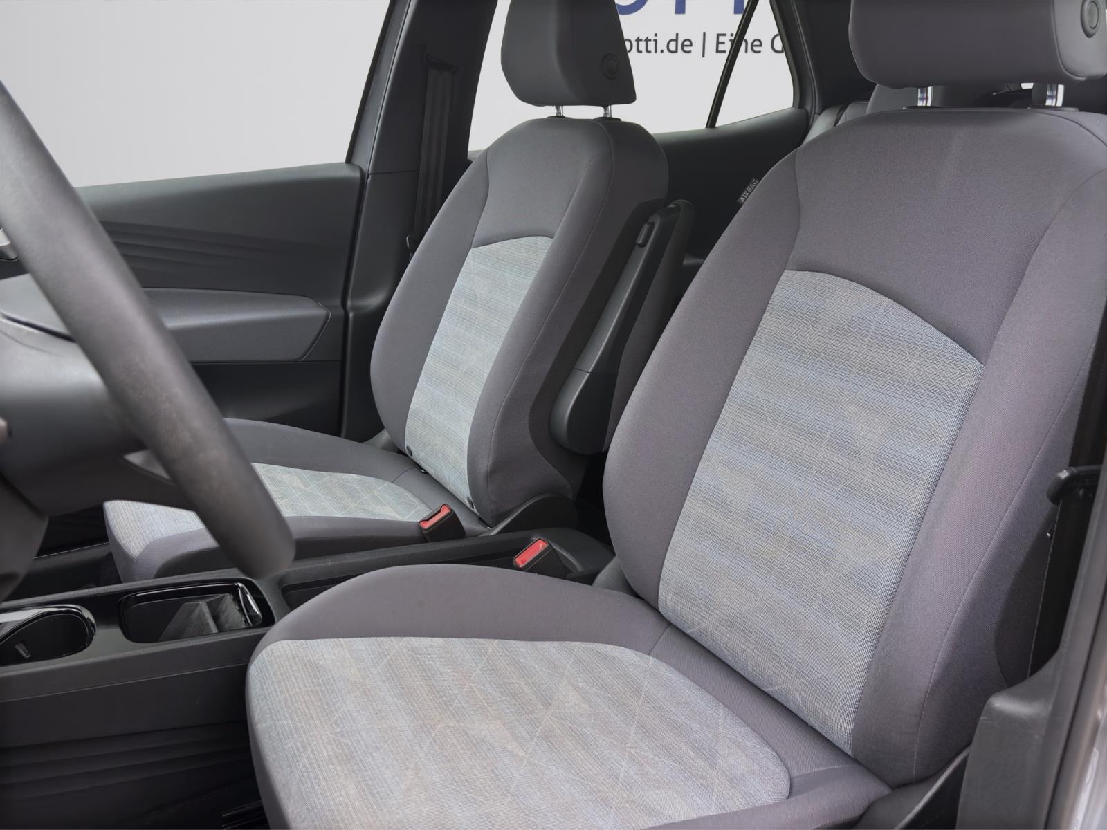 Volkswagen ID.3 PURE PERFORMANCE NAVI LED PDC GRA