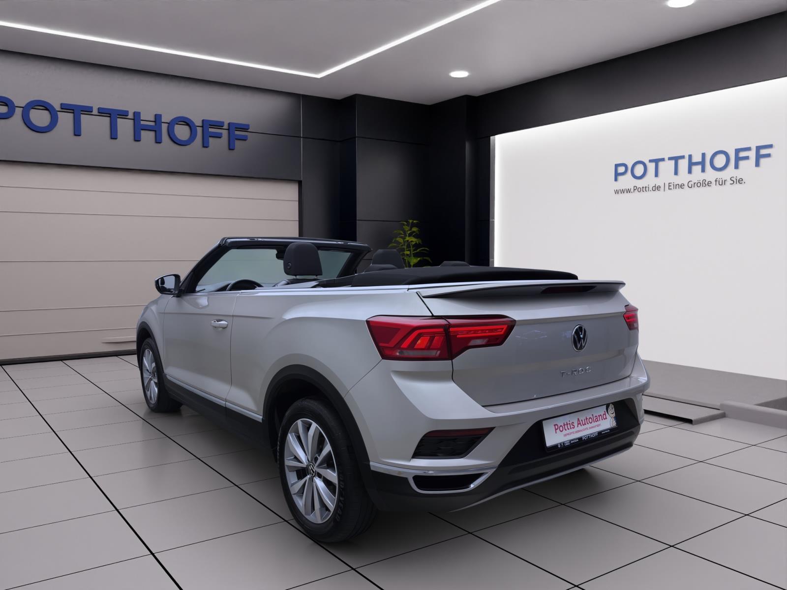 Volkswagen T-Roc Cabriolet 1.5 TSI STYLE NAVI PDC SITZHZG