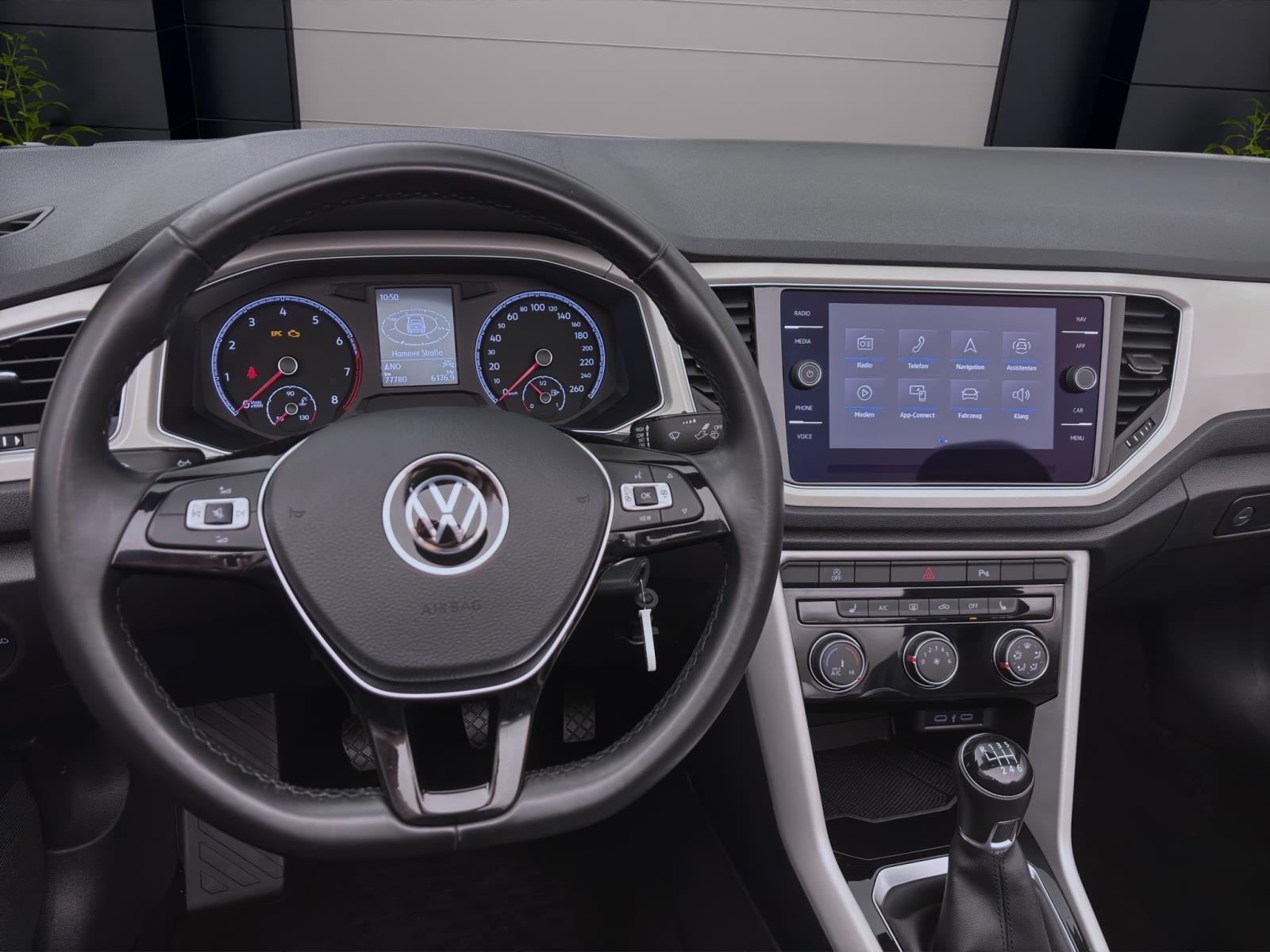 Volkswagen T-Roc Cabriolet 1.5 TSI STYLE NAVI PDC SITZHZG