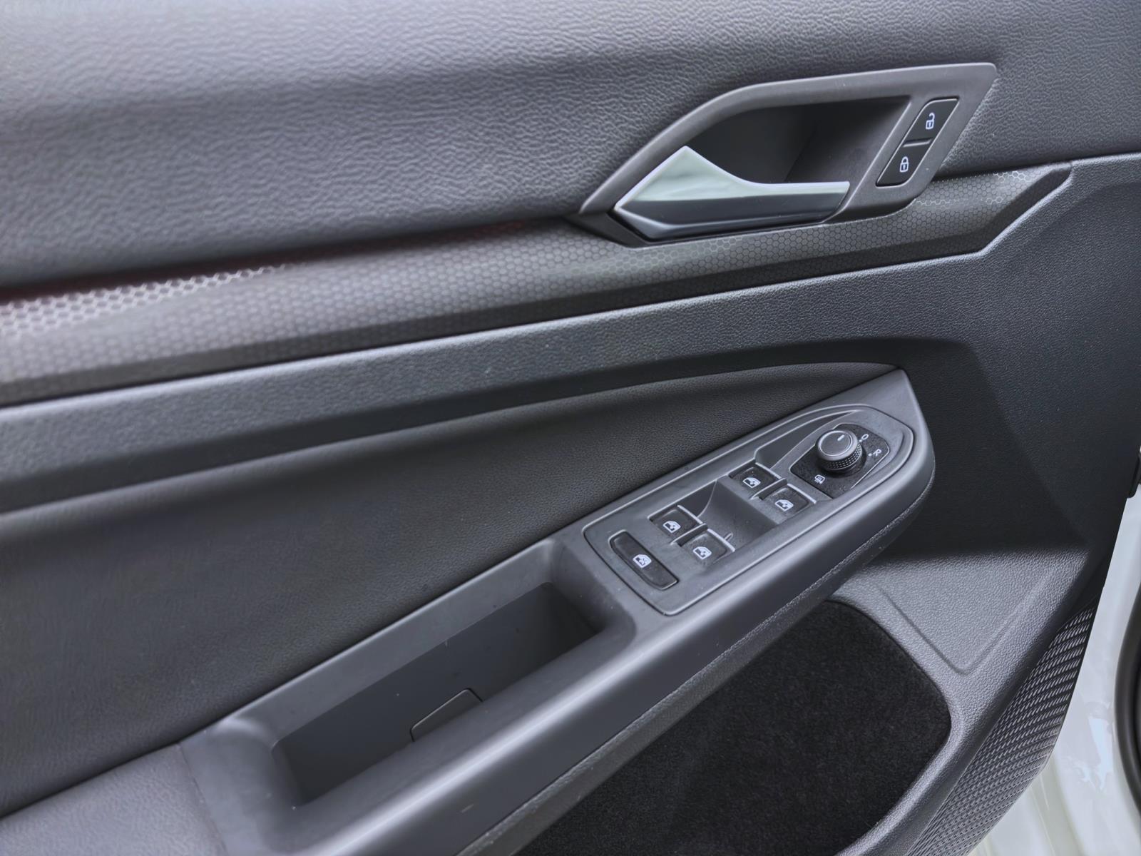 Bild 9: Volkswagen Golf 2.0 TDI DSG GTD STANDHZG AHK NAVI IQ.LIGHT