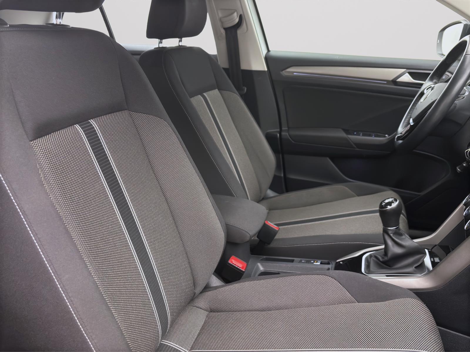 Volkswagen T-Roc 1.0 TSI STYLE NAVI SITZHZG PDC