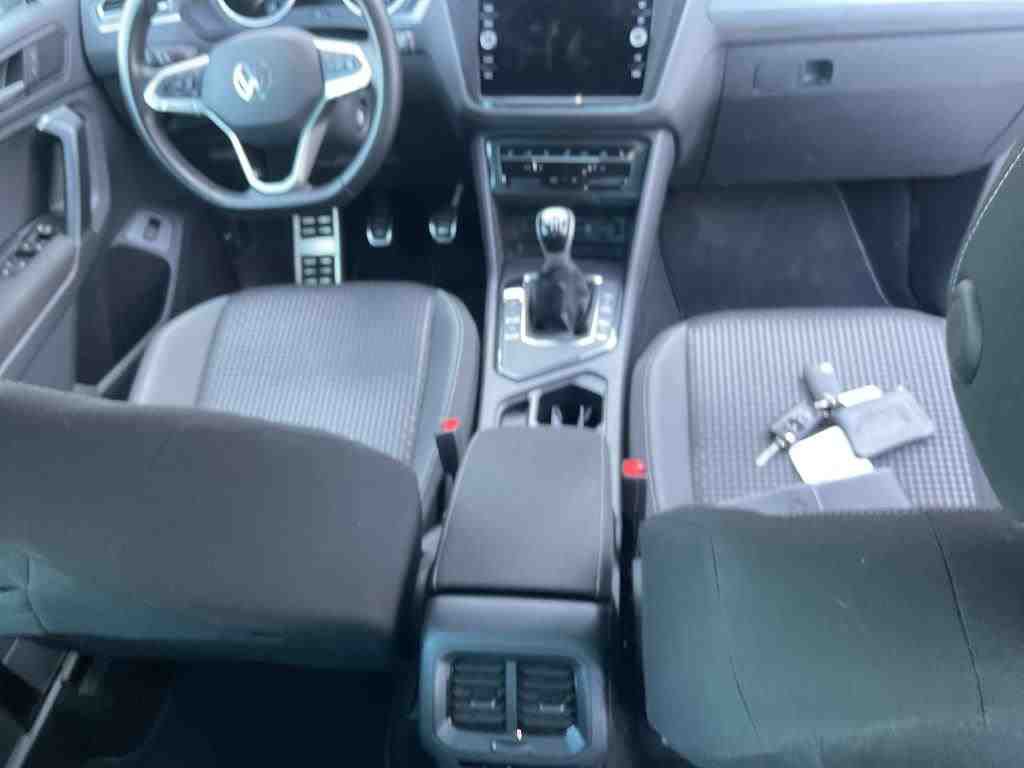 Volkswagen Tiguan 2.0 TDI ACTIVE AHK NAVI LED SITZHZG
