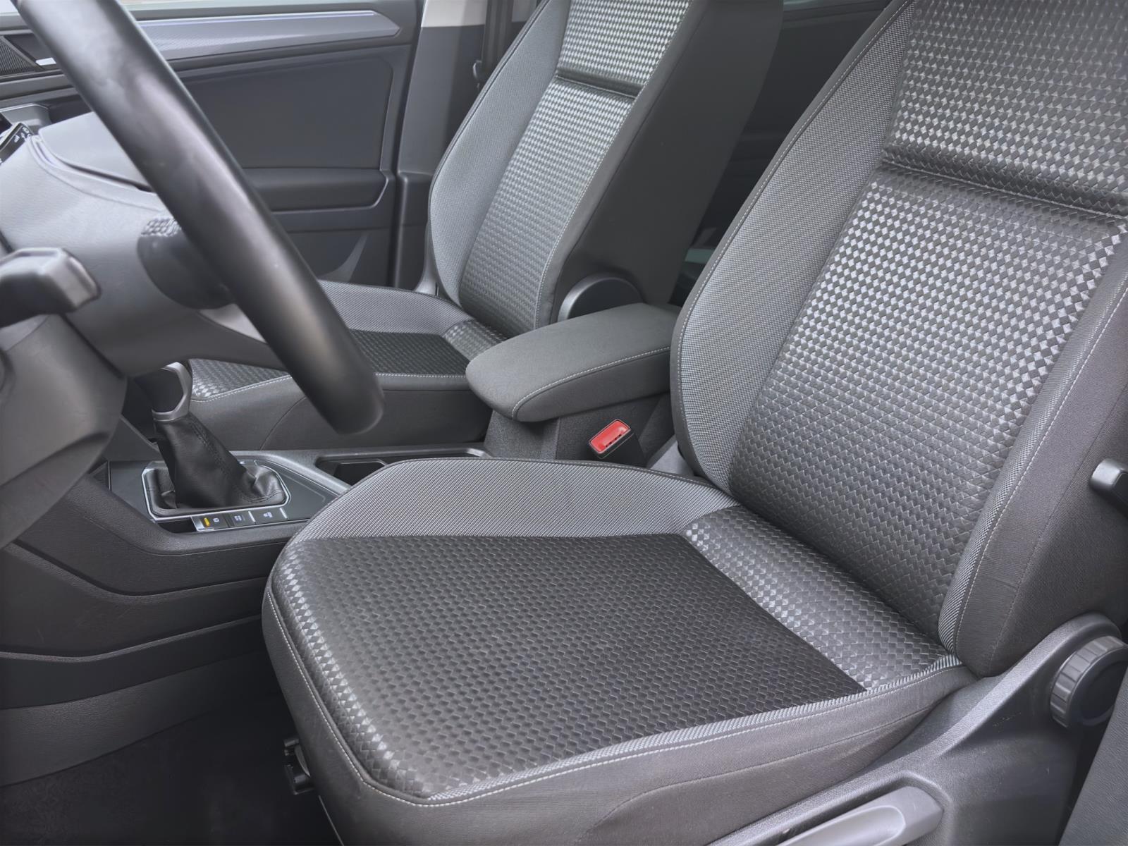 Volkswagen Tiguan 2.0 TDI ACTIVE AHK NAVI LED SITZHZG