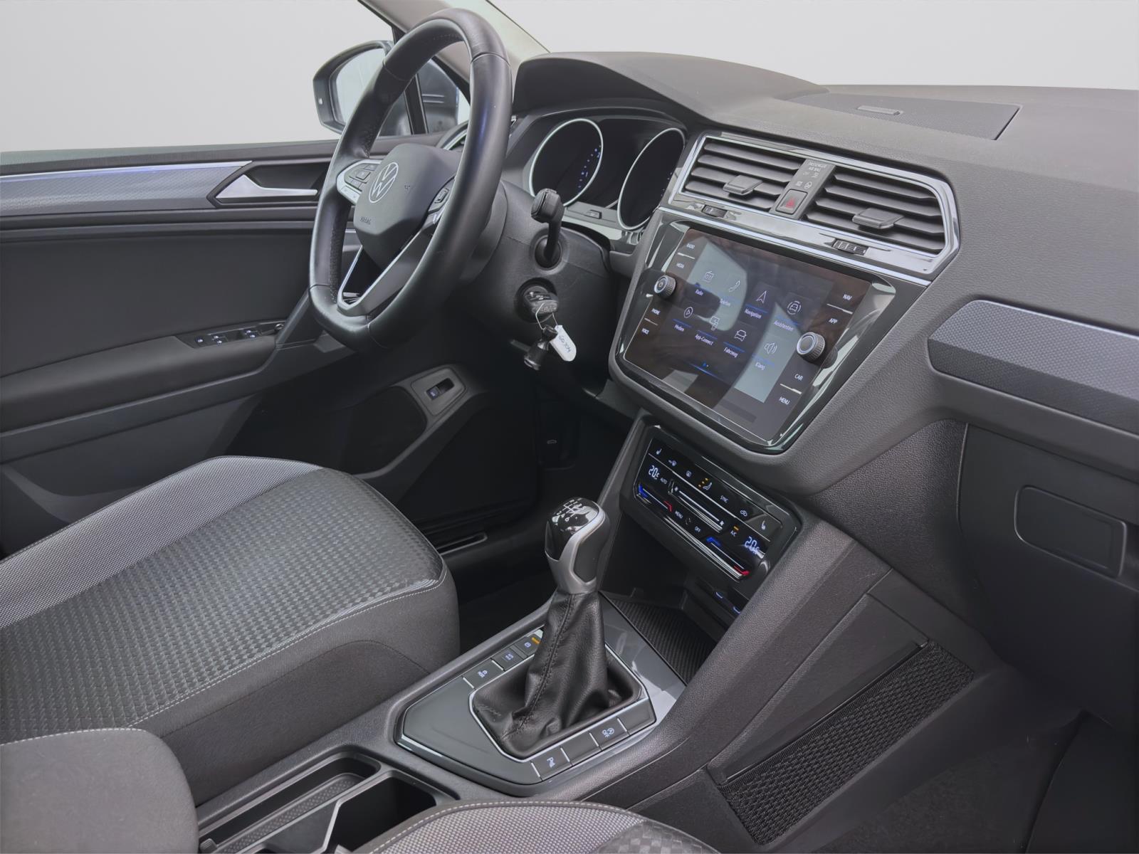 Volkswagen Tiguan 2.0 TDI ACTIVE AHK NAVI LED SITZHZG