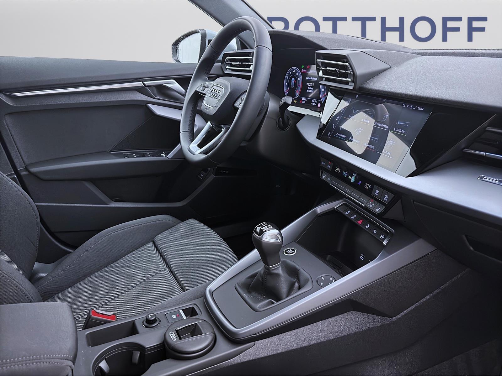 Audi A3 Sportback 30 TFSI ADVANCED NAVI KAMERA SONOS LM18
