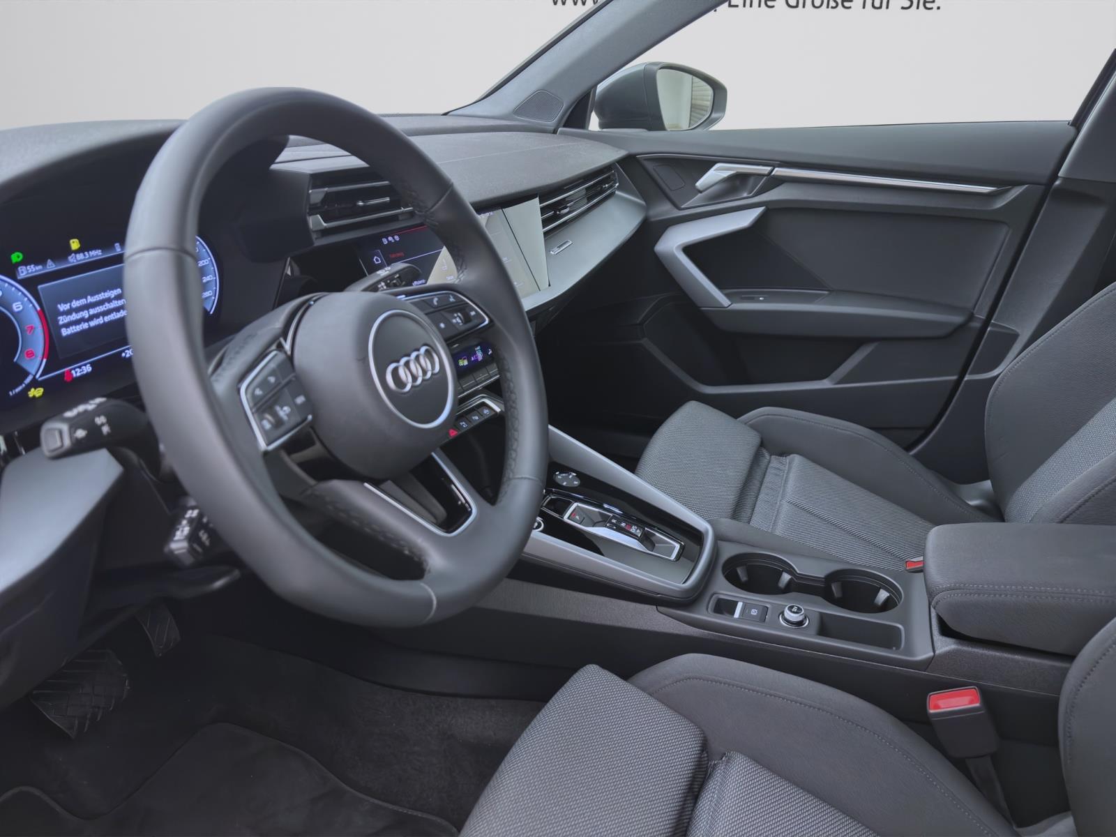 Audi A3 Limousine 30 TFSI S LINE NAVI KAMERA VIRTUAL LM18