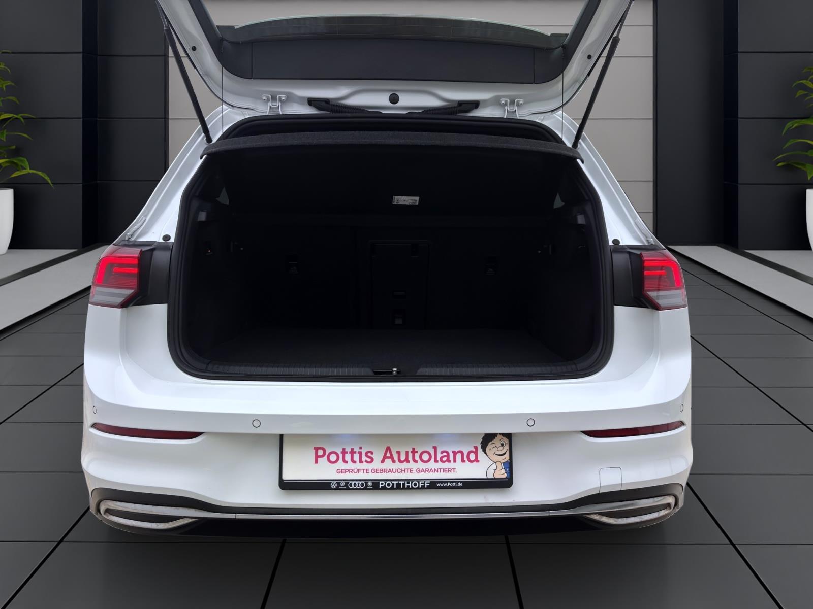 Volkswagen Golf GTE NAVI AHK KAMERA PDC ACC