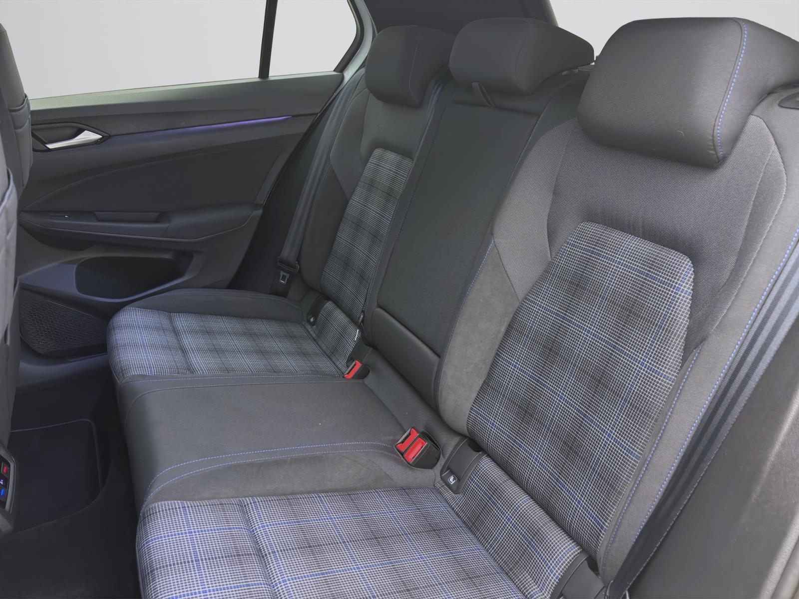 Volkswagen Golf GTE NAVI AHK KAMERA PDC ACC