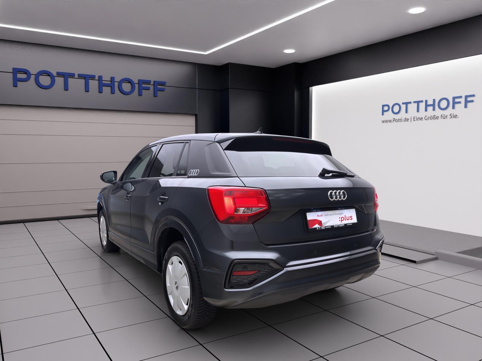 Audi Q2 35 TFSI ADVANCED AHK LM18 LED PDC KLIMA