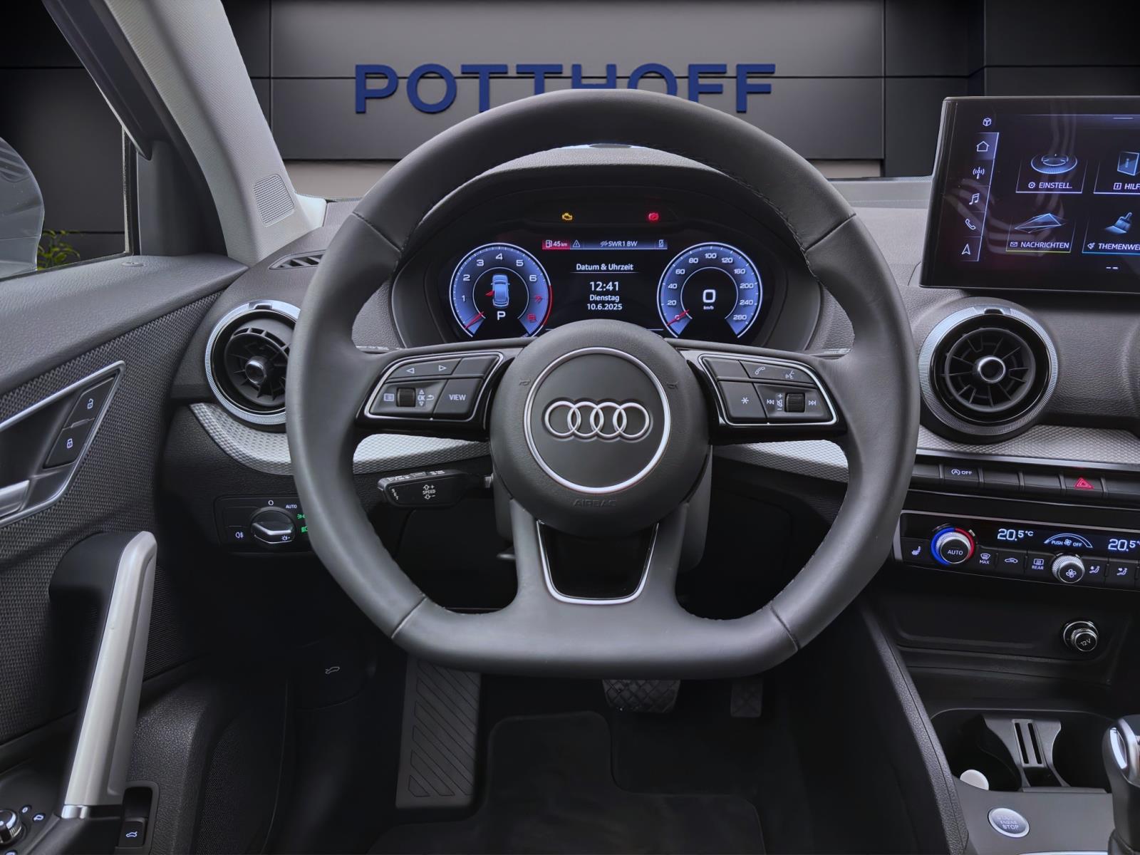 Audi Q2 35 TFSI ADVANCED AHK LM18 LED PDC KLIMA