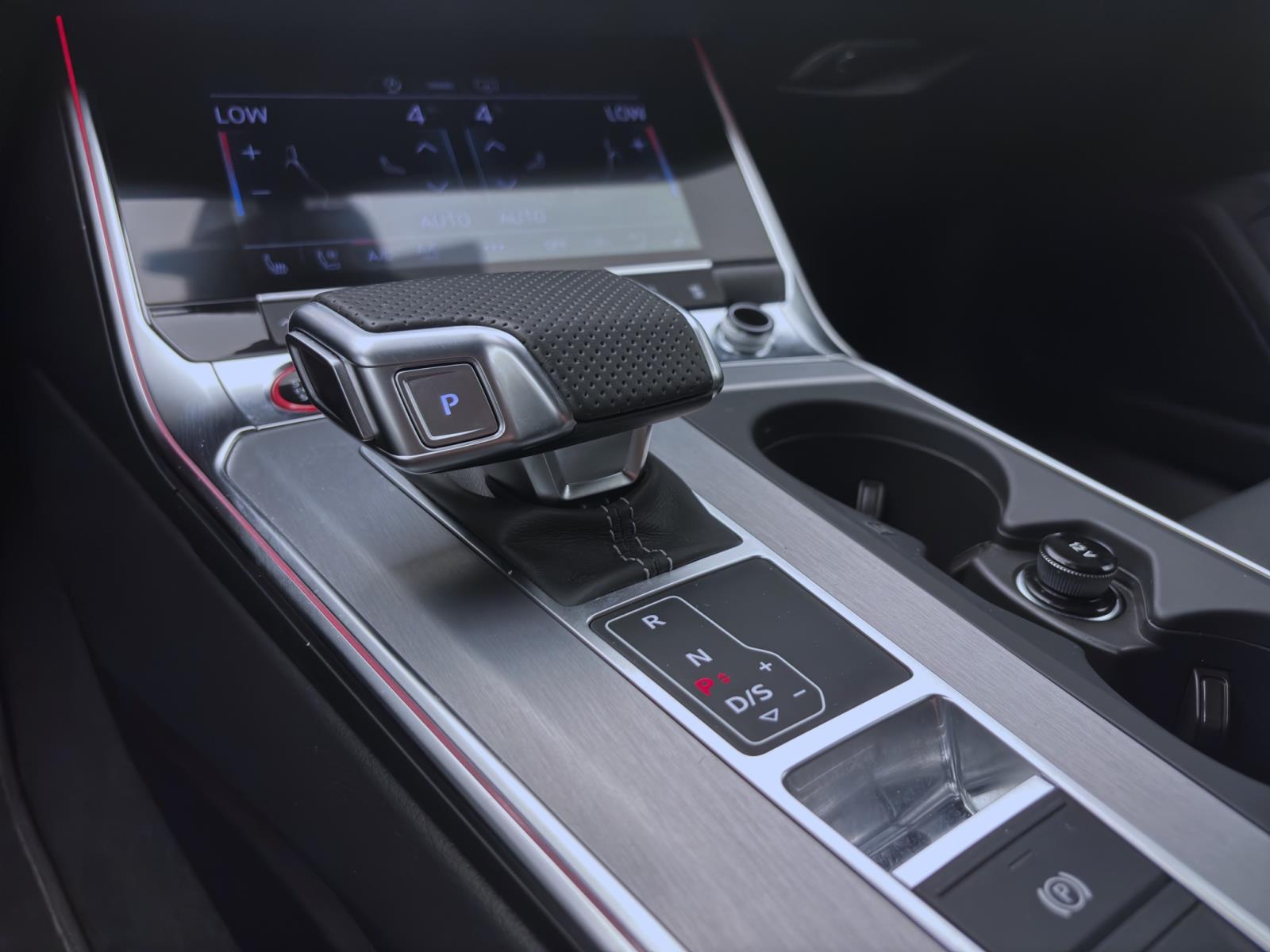 Bild 12: Audi S6 Avant Q STANDHZG NAVI+ KAMERA LM20