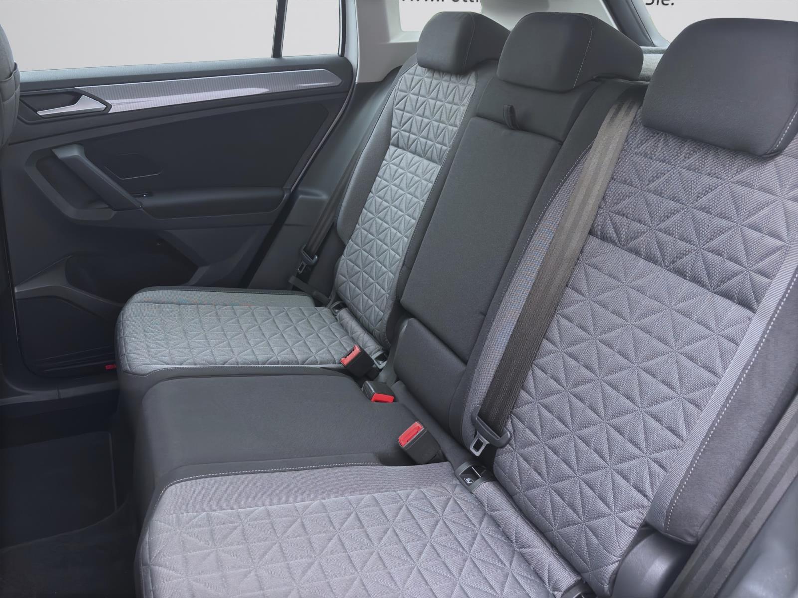 Volkswagen Tiguan 2.0 TDI DSG LIFE NAVI KAMERA PDC LED