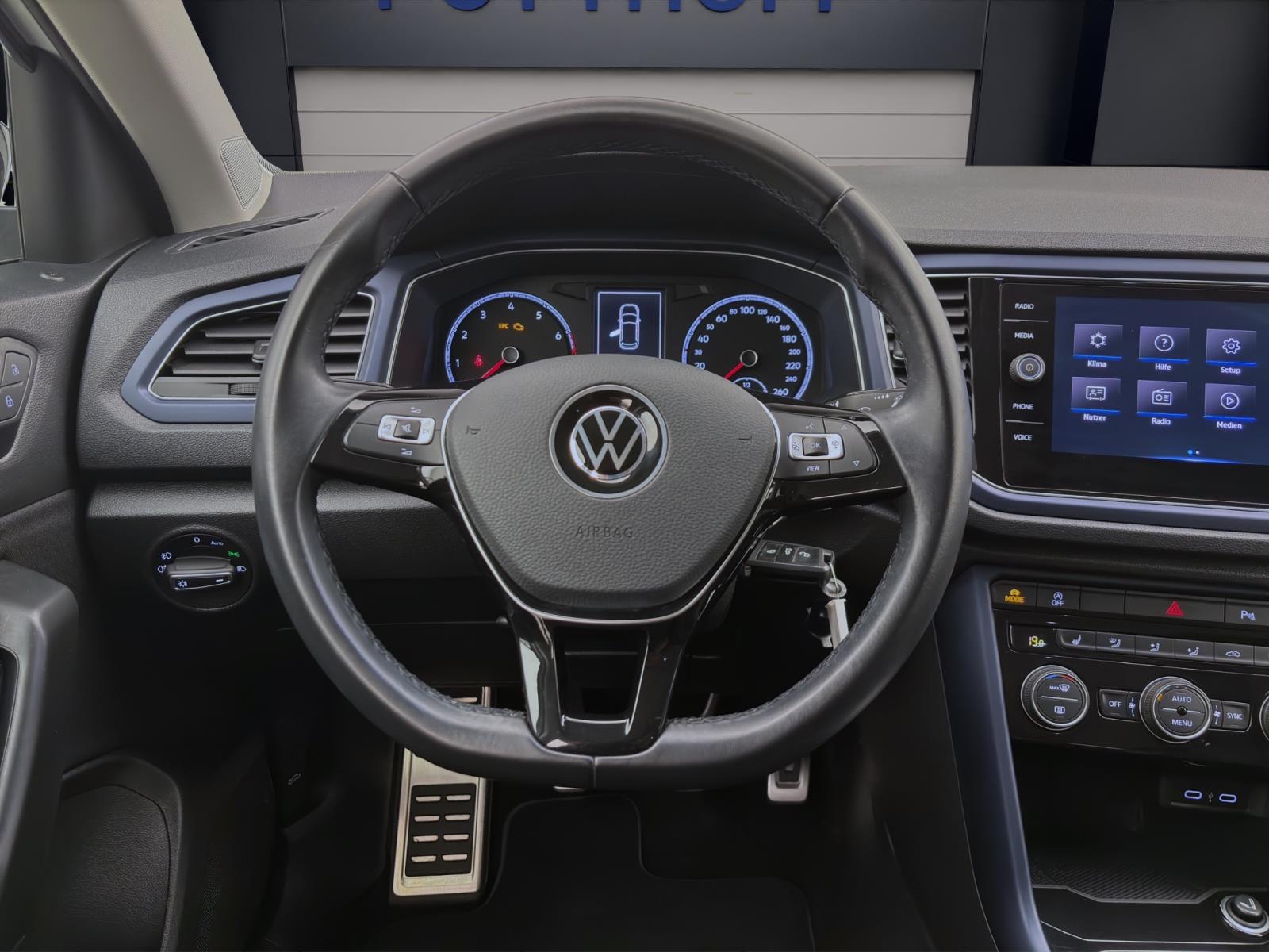 Volkswagen T-Roc 1.0 TSI UNITED NAVI SITZHZG DAB+ PDC