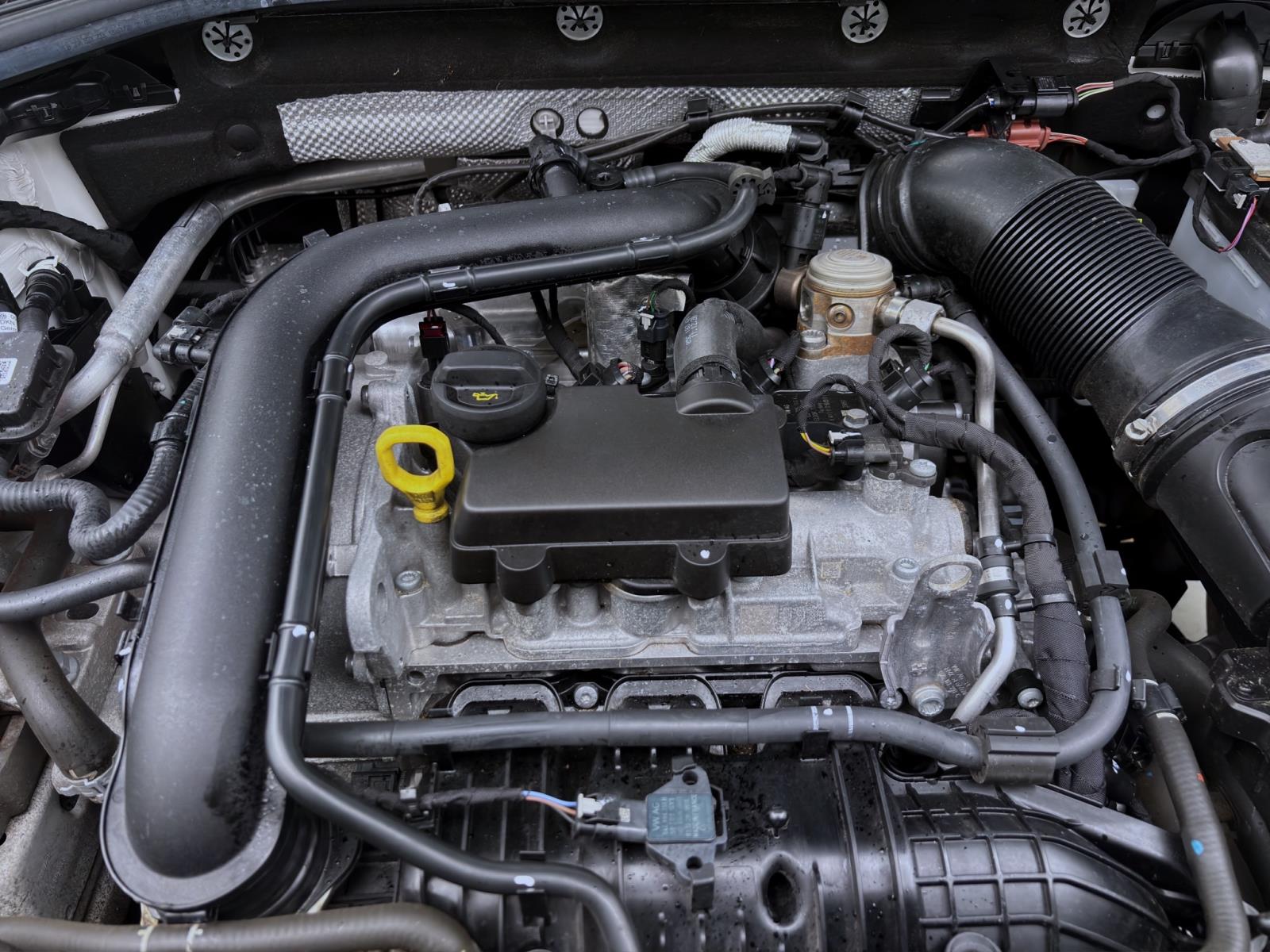 Volkswagen T-Roc 1.0 TSI UNITED NAVI SITZHZG DAB+ PDC